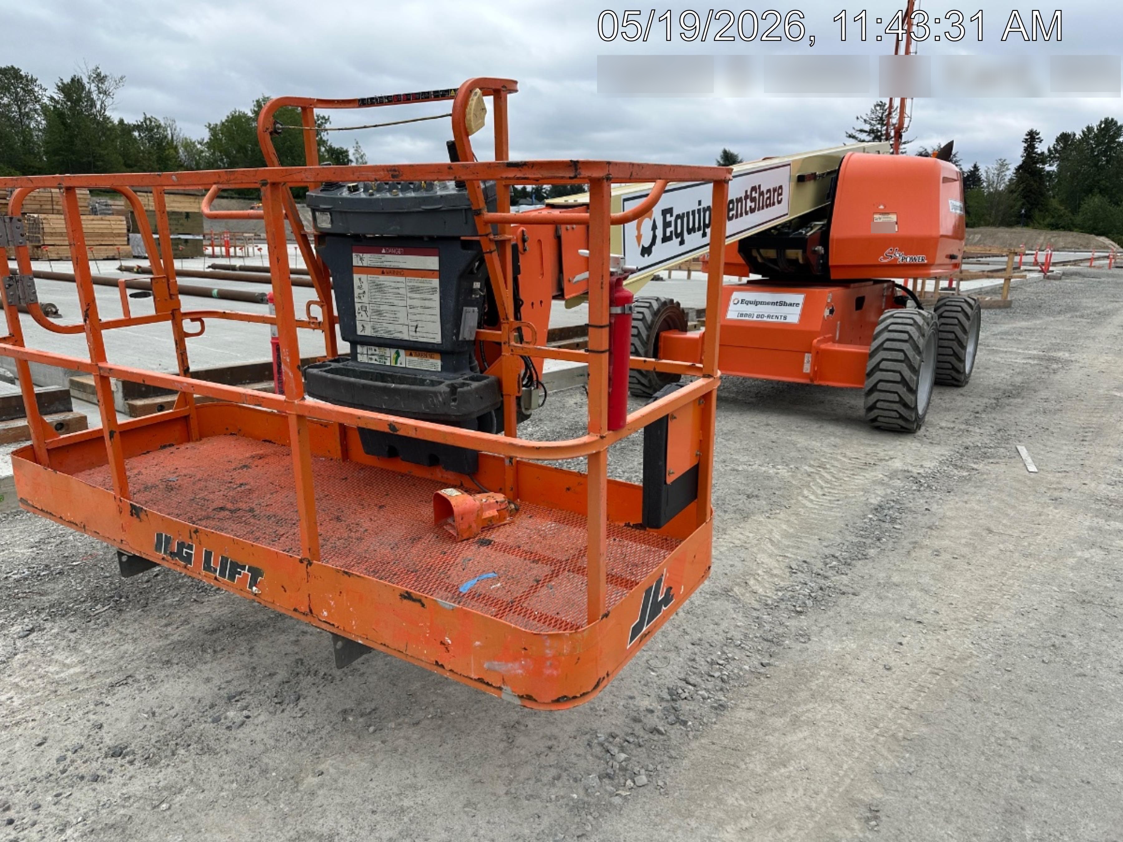 2020 JLG 600S