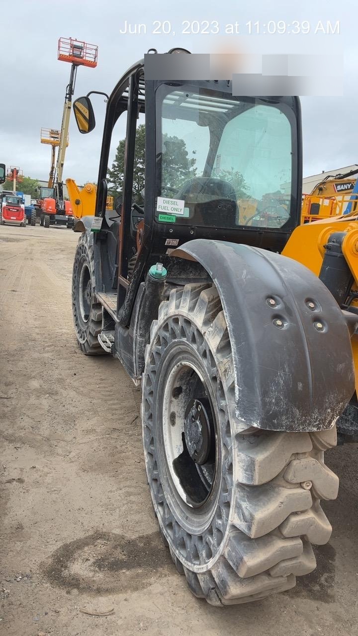 2020 JCB 512-56