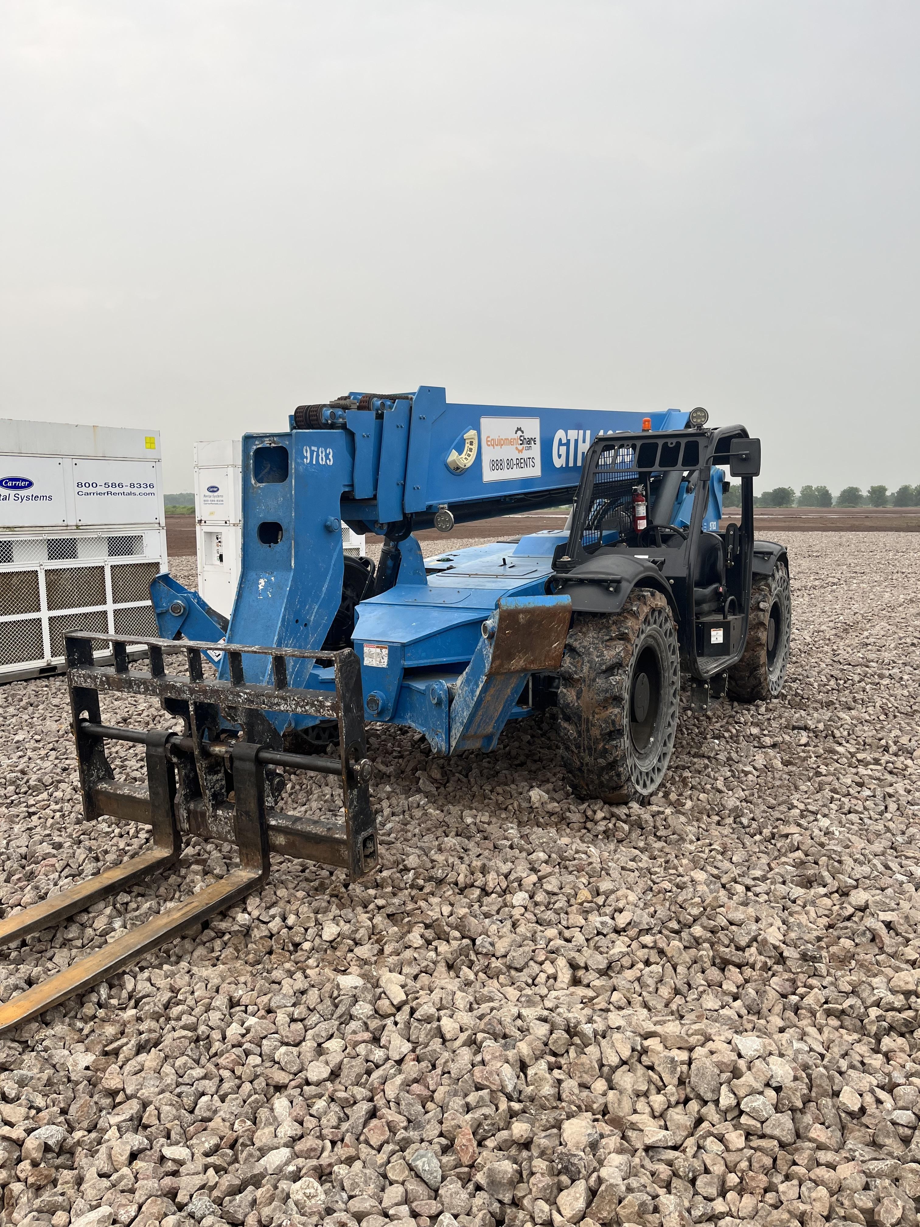2018 GENIE GTH-1056