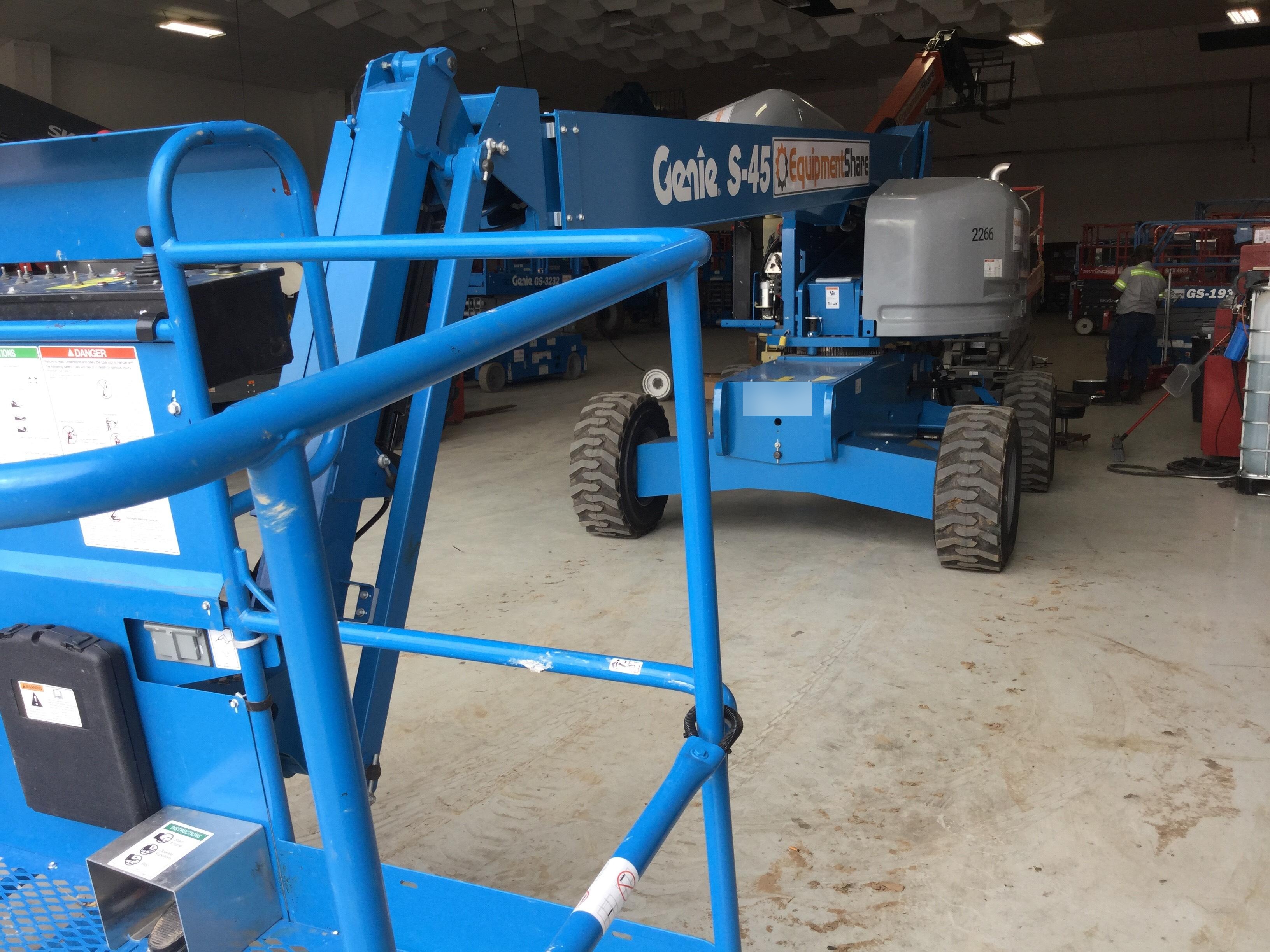 2016 GENIE S-45
