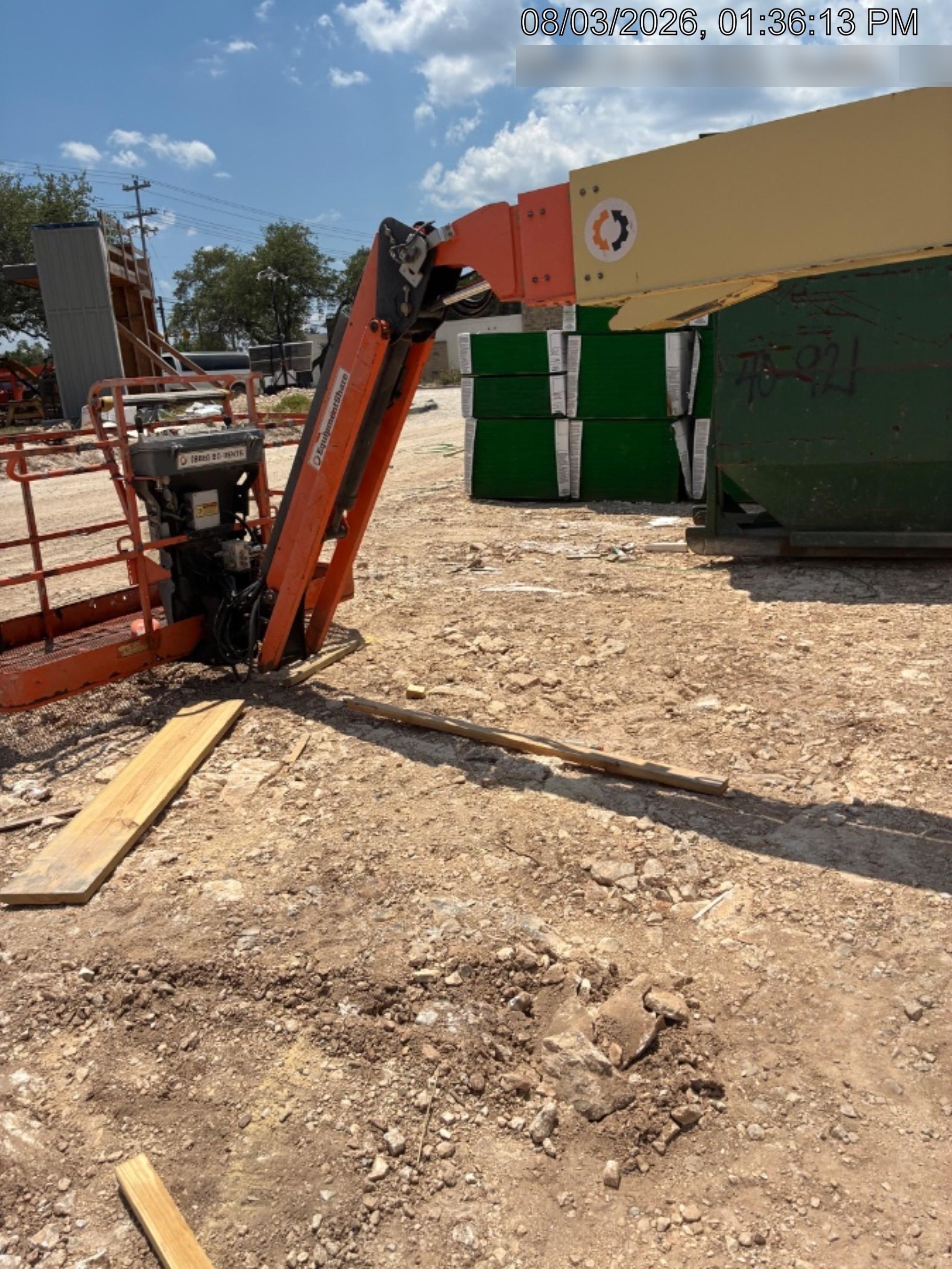2019 JLG 660SJ