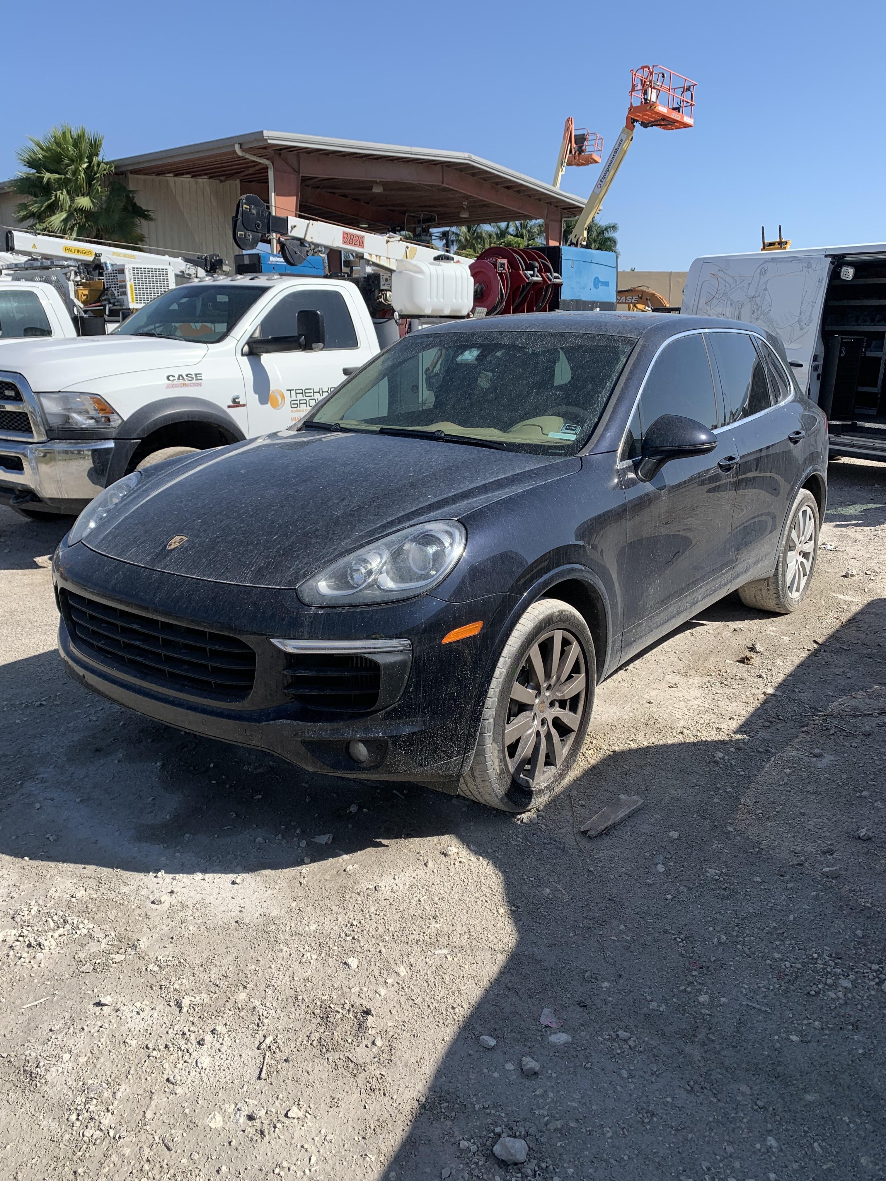 2016 PORSCHE Cayenne