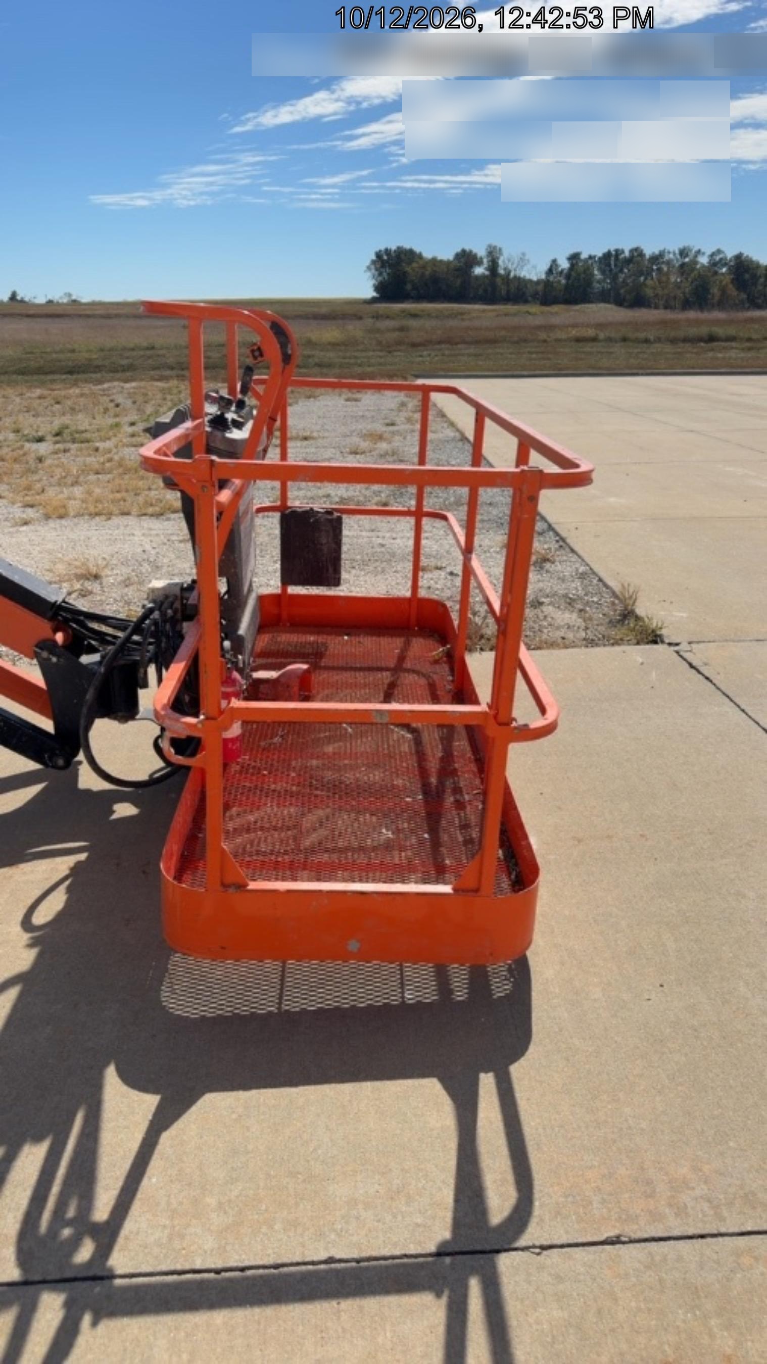 2019 JLG 660SJ