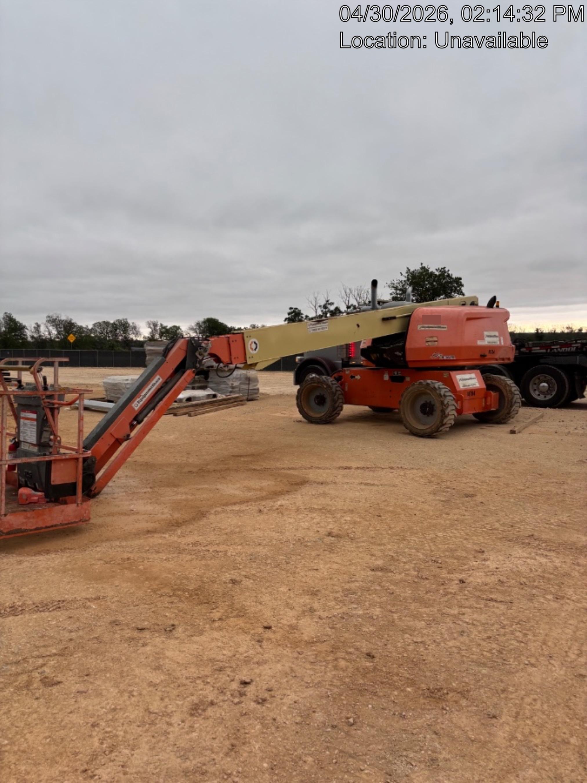2019 JLG 660SJ