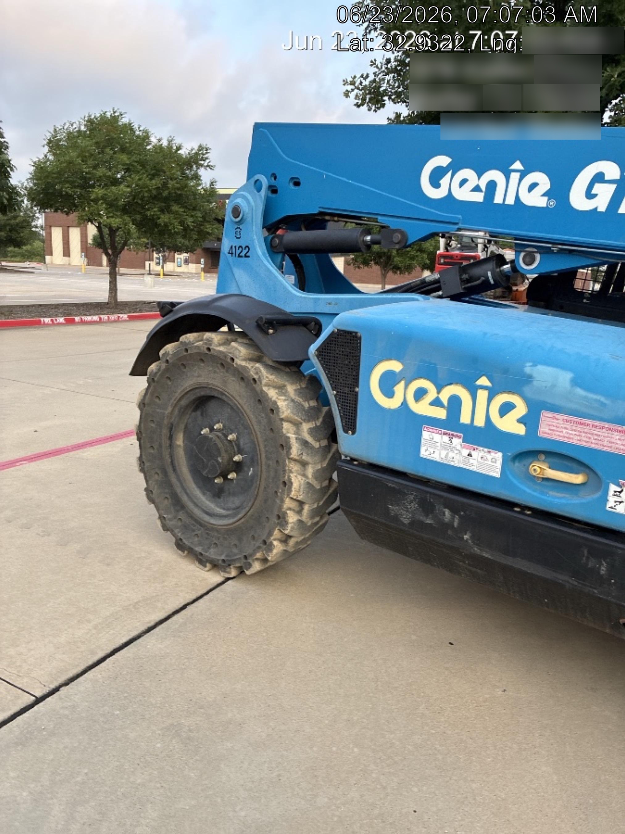 2017 GENIE GTH-636