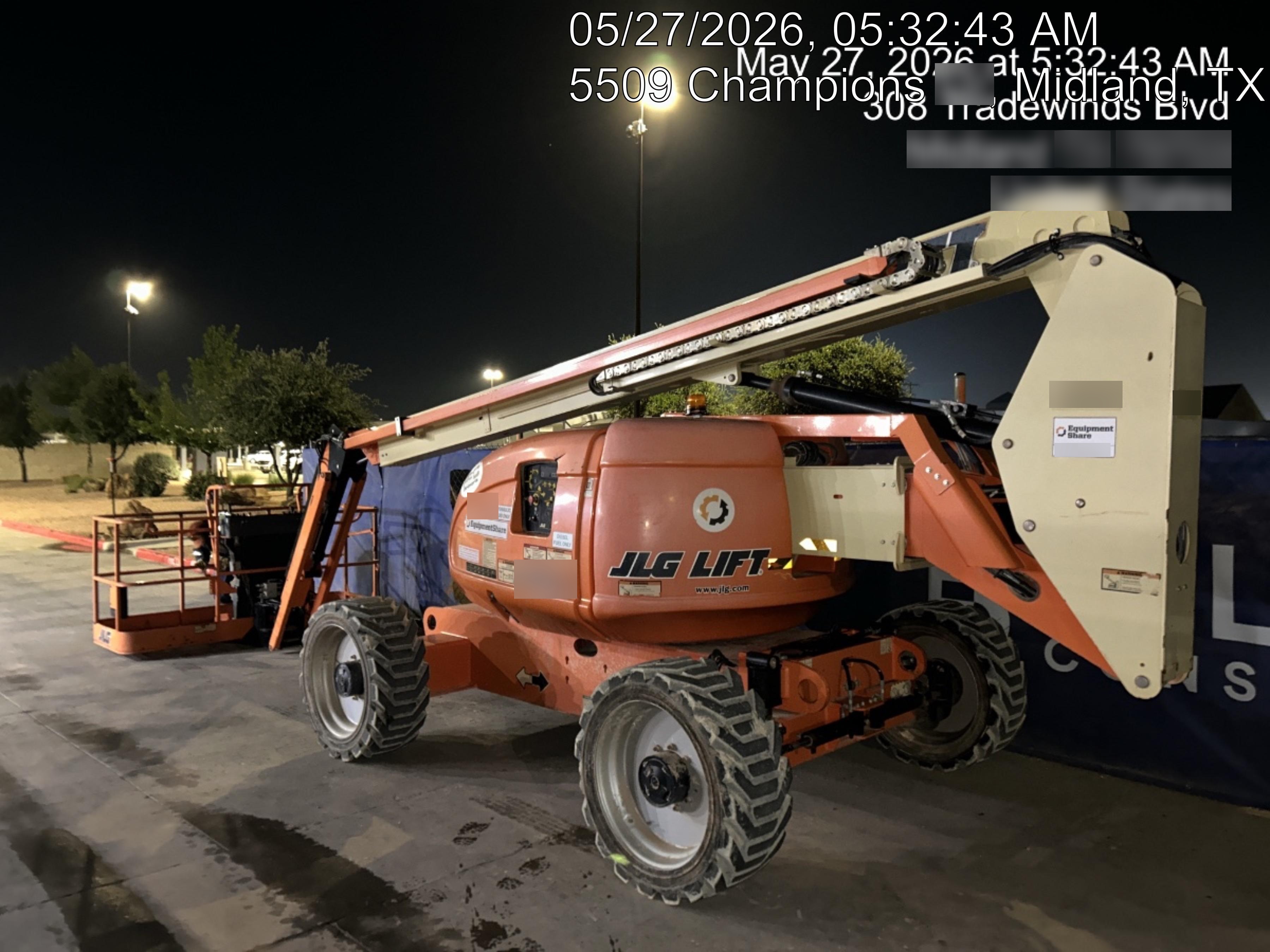 2019 JLG 600AJ