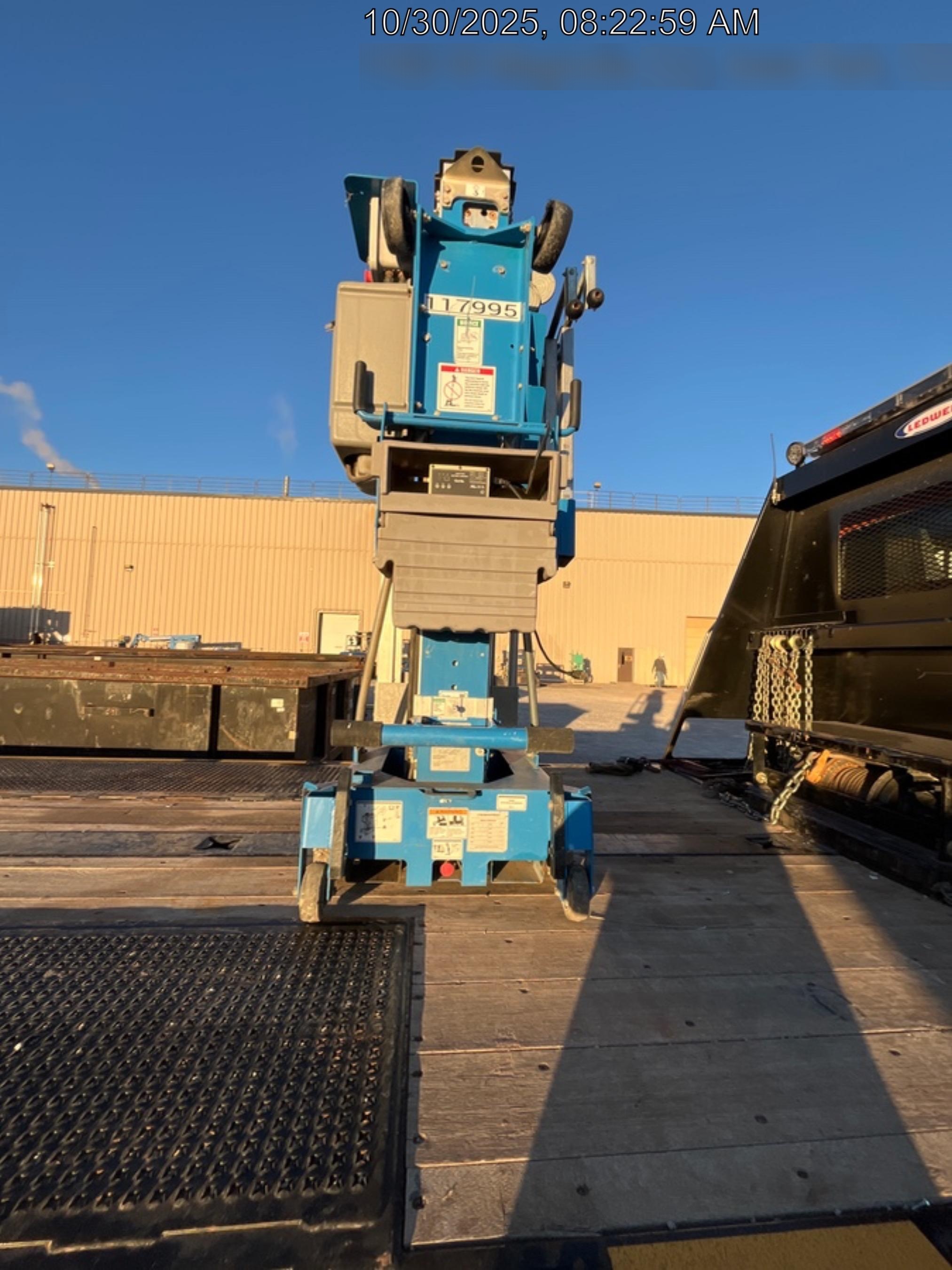 2020 GENIE AWP-30S