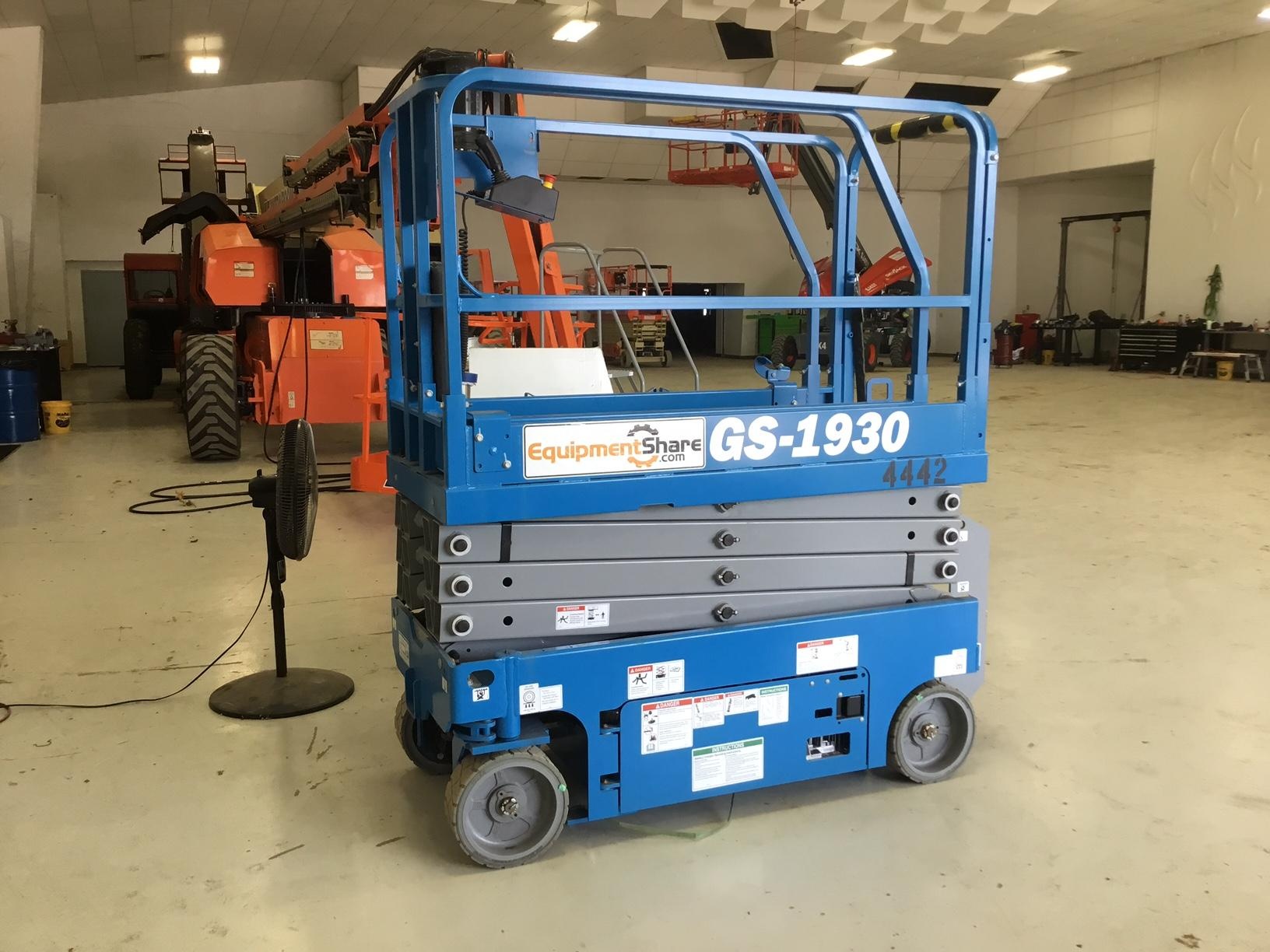 2017 GENIE GS-1930