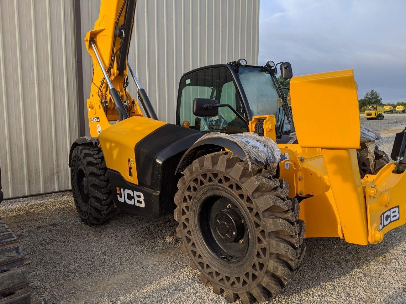 2020 JCB 510-56