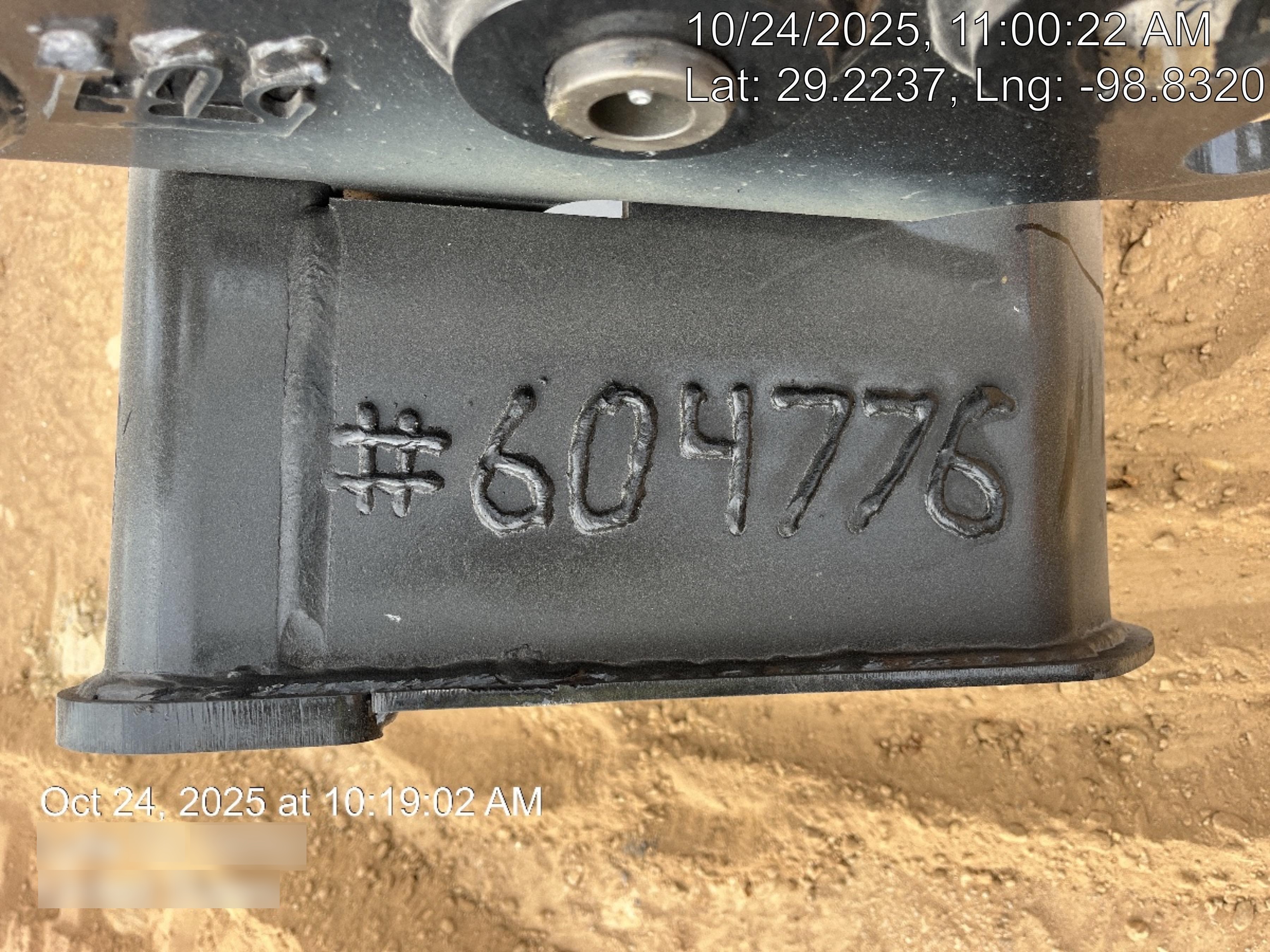 2025 TAKEUCHI 24" Bucket Takeuchi