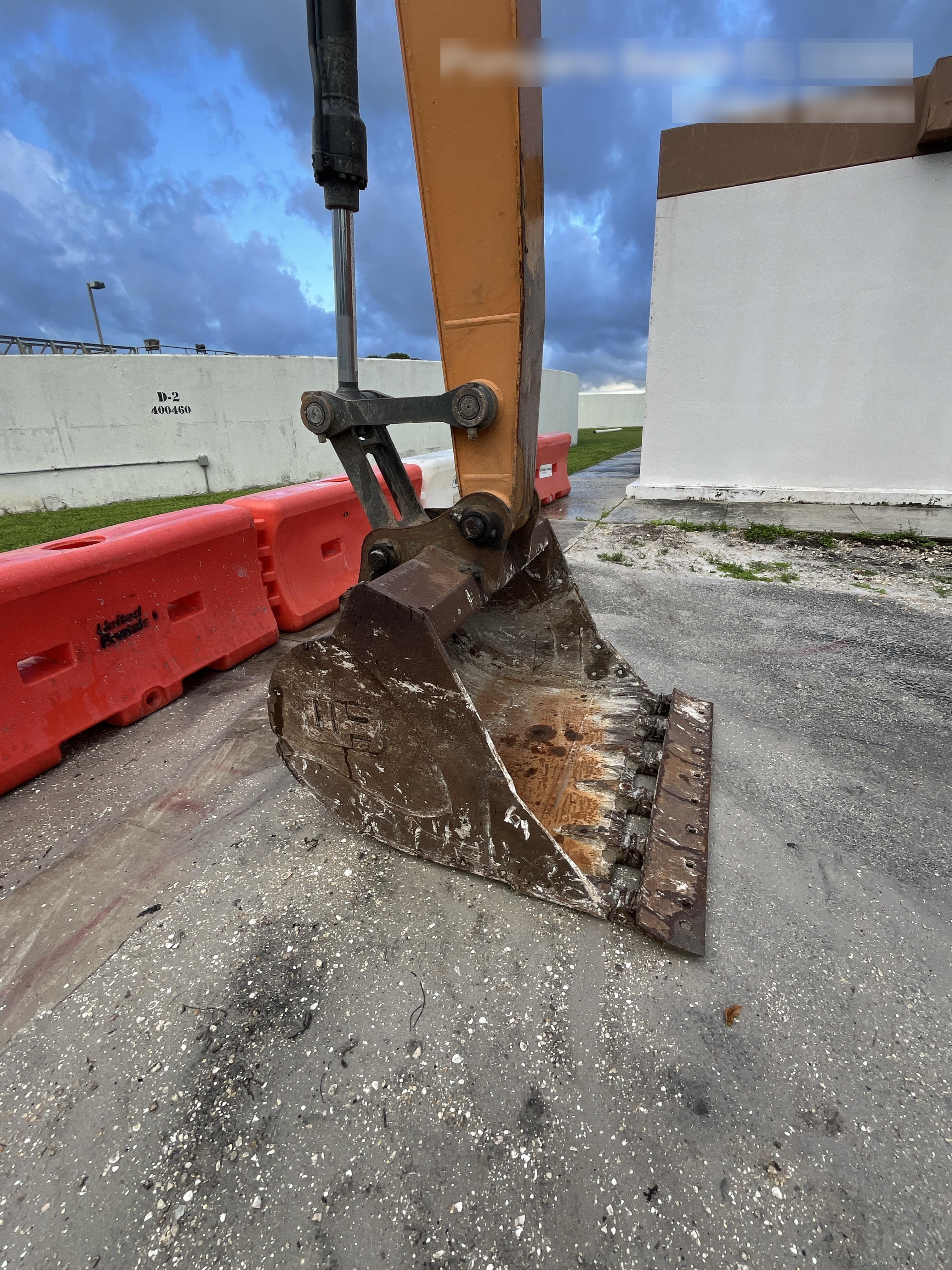 2019 WERK-BRAU 48" HD Bucket -  Werk-Brau