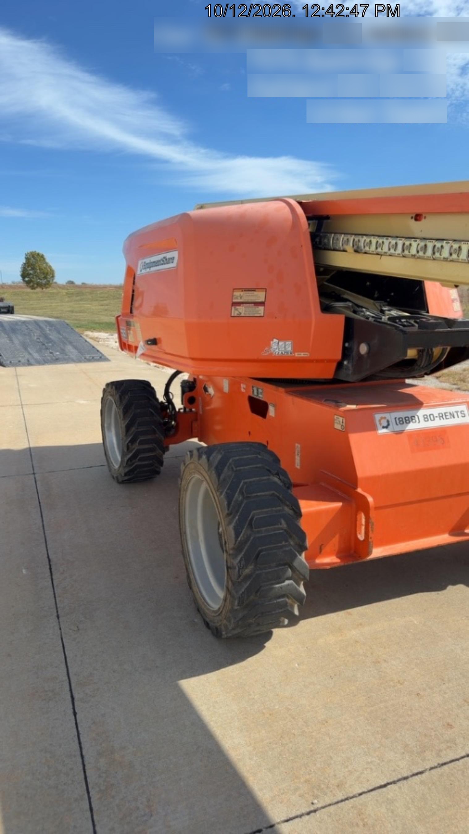 2019 JLG 660SJ