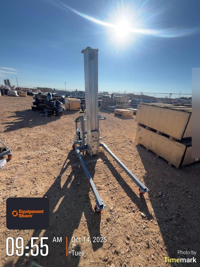 2024 GENIE SLC-24