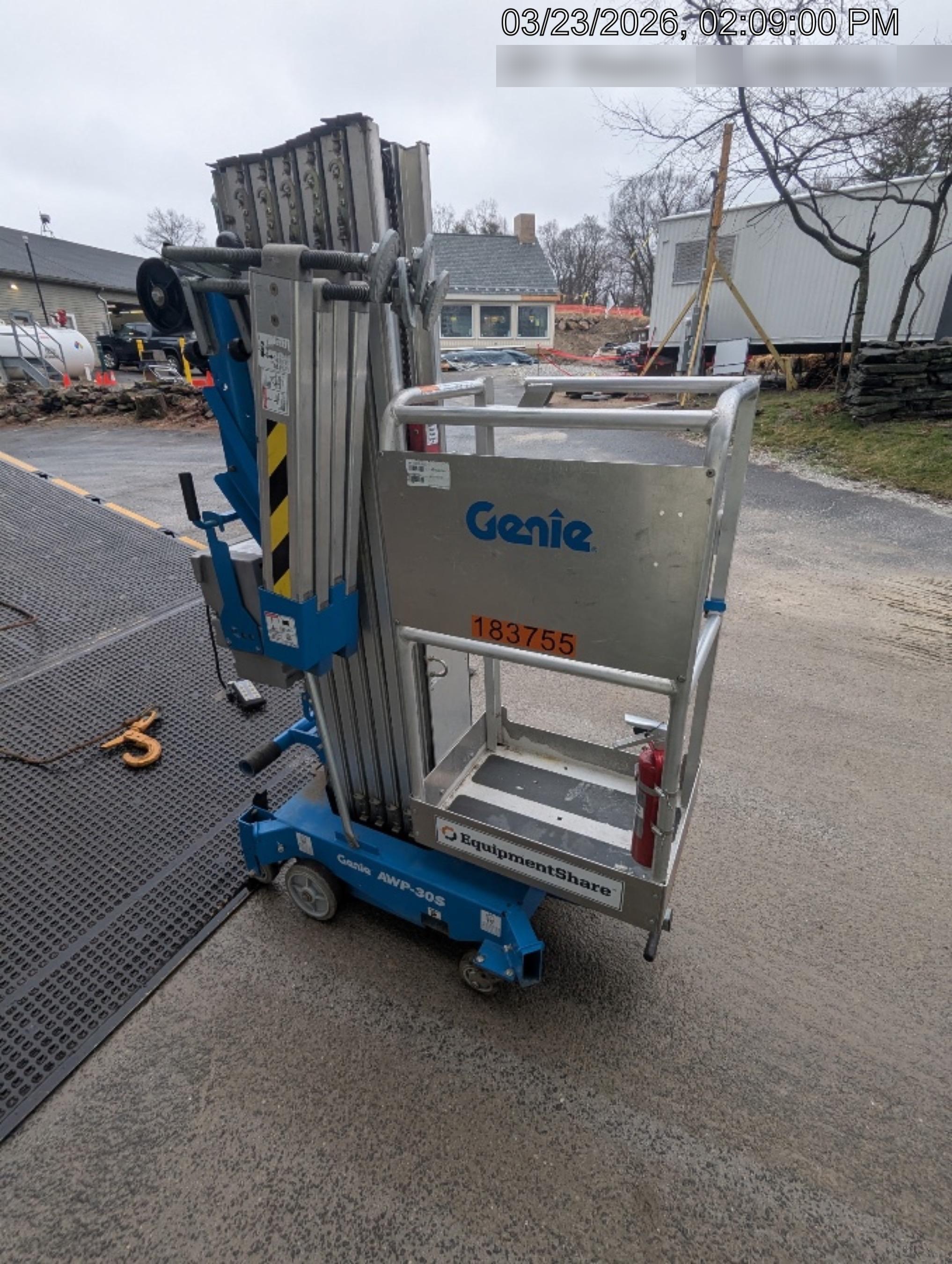 2021 GENIE AWP-30S DC