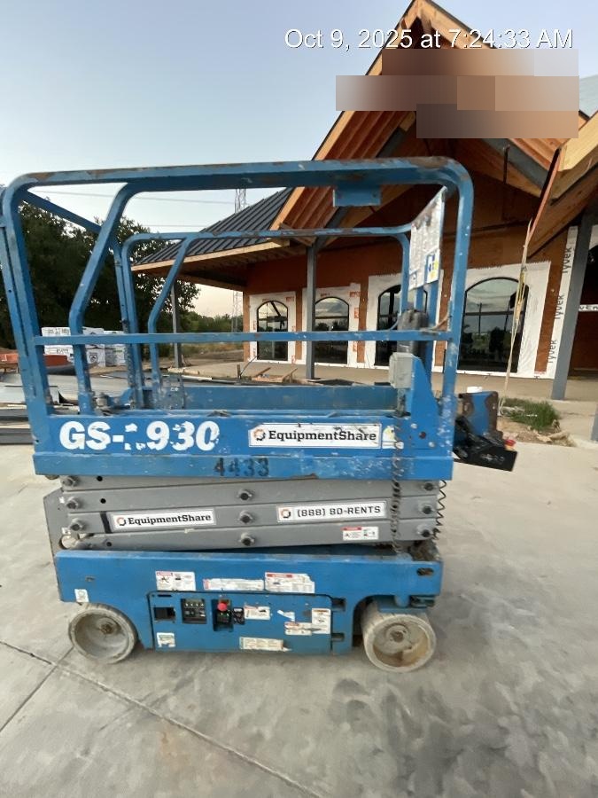2017 GENIE GS-1930