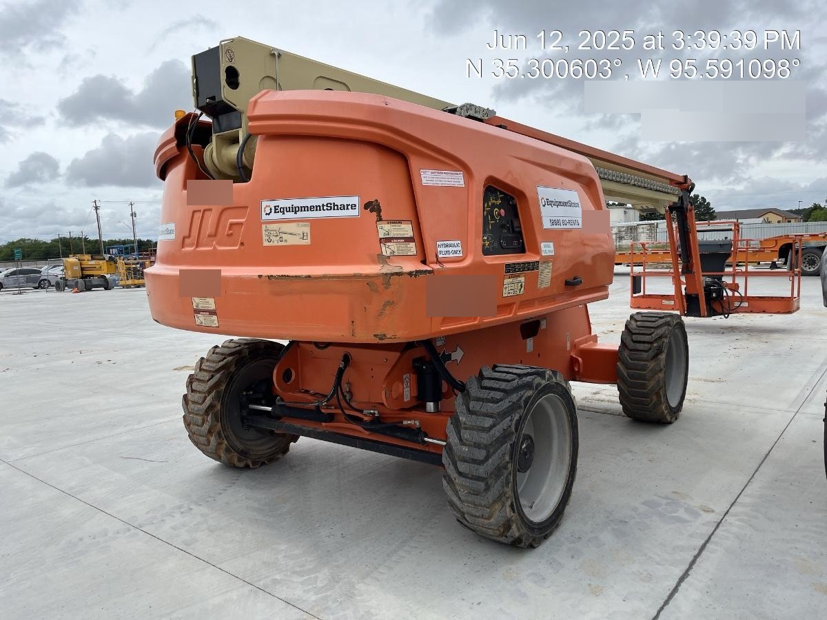 2019 JLG 660SJ