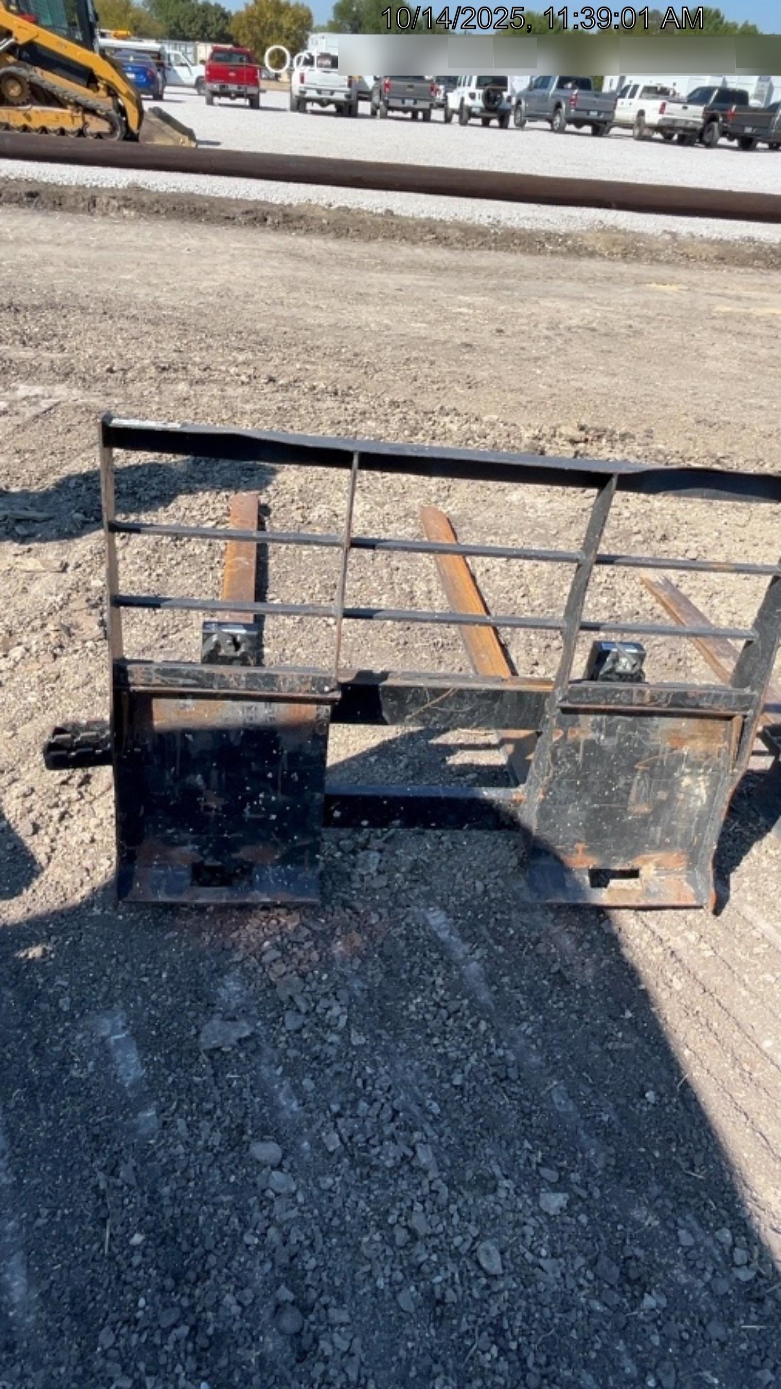 2024 ARROW MATERIAL HANDLING 48" Pallet Forks - Arrow