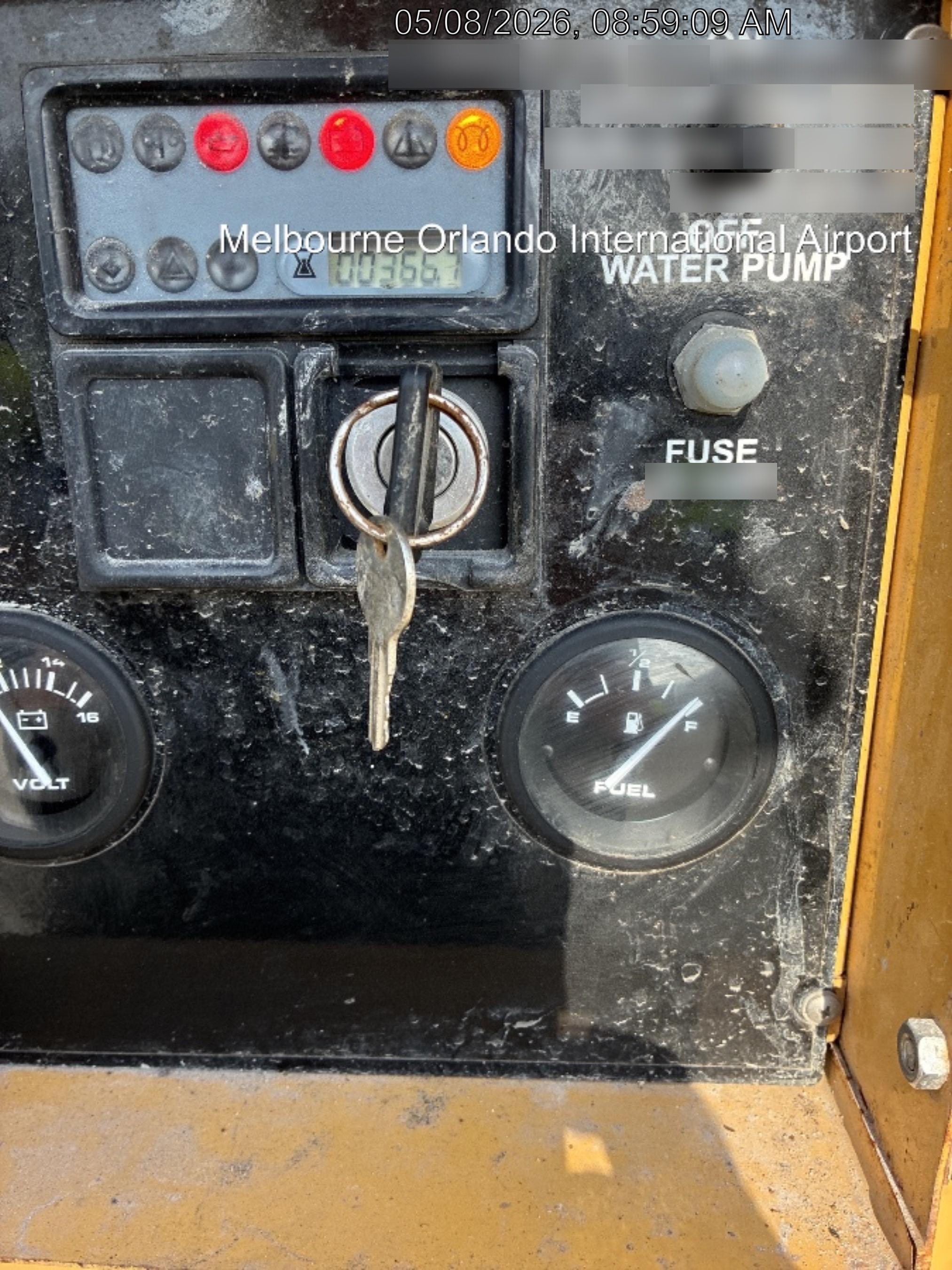 2022 VAC-TRON LP573XDT