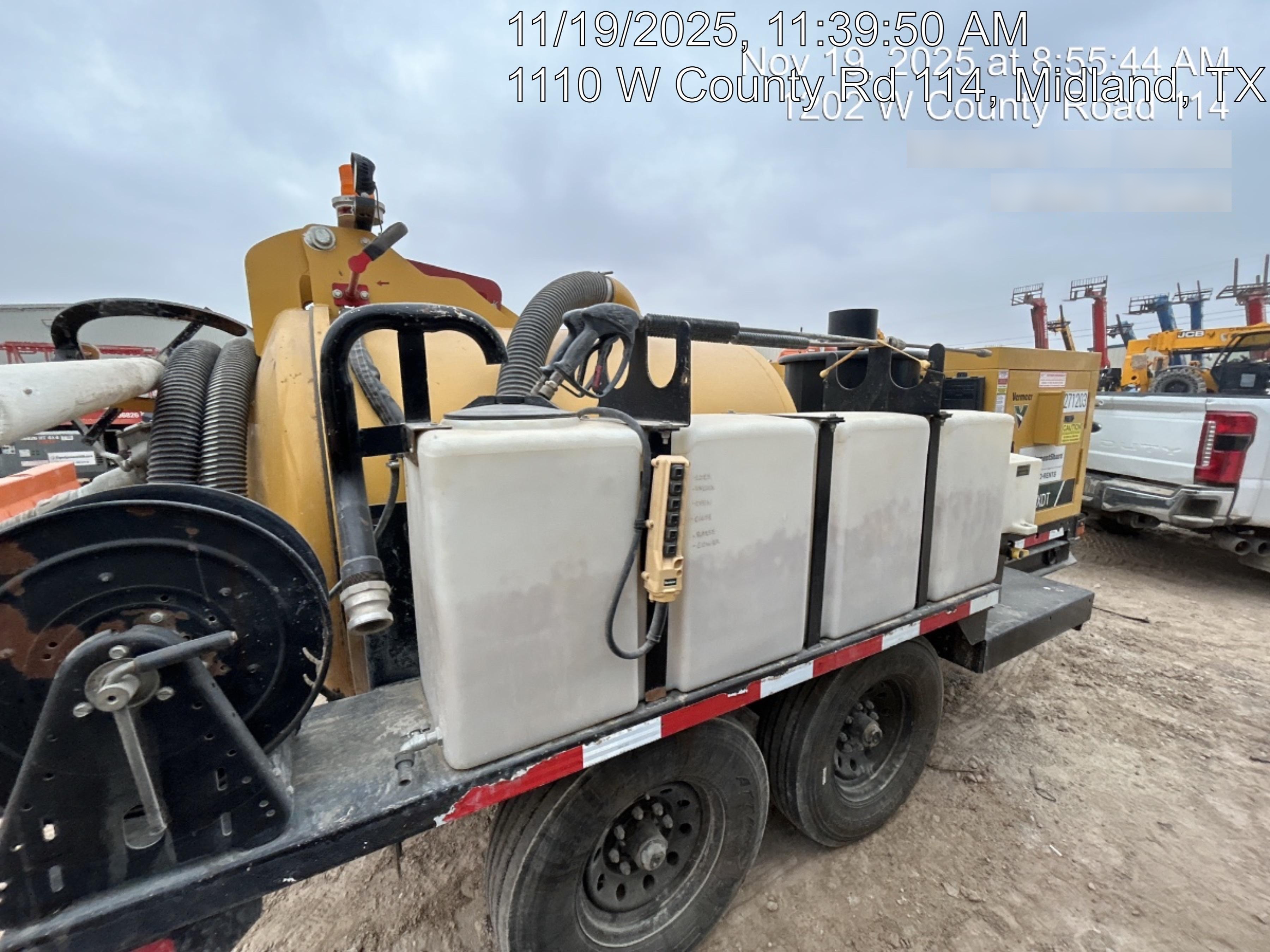 2023 VAC-TRON LP573XDT