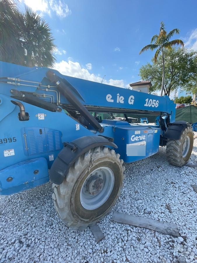 2017 GENIE GTH-1056
