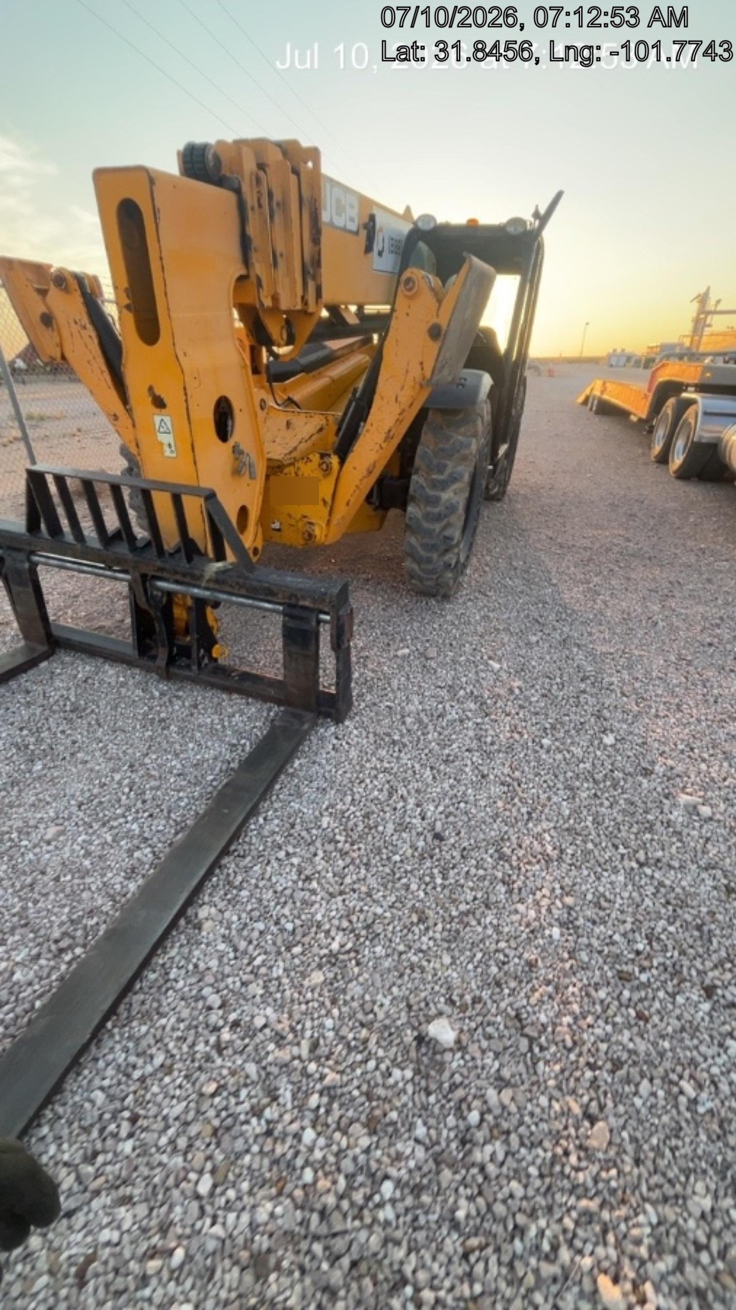 2019 JCB 510-56