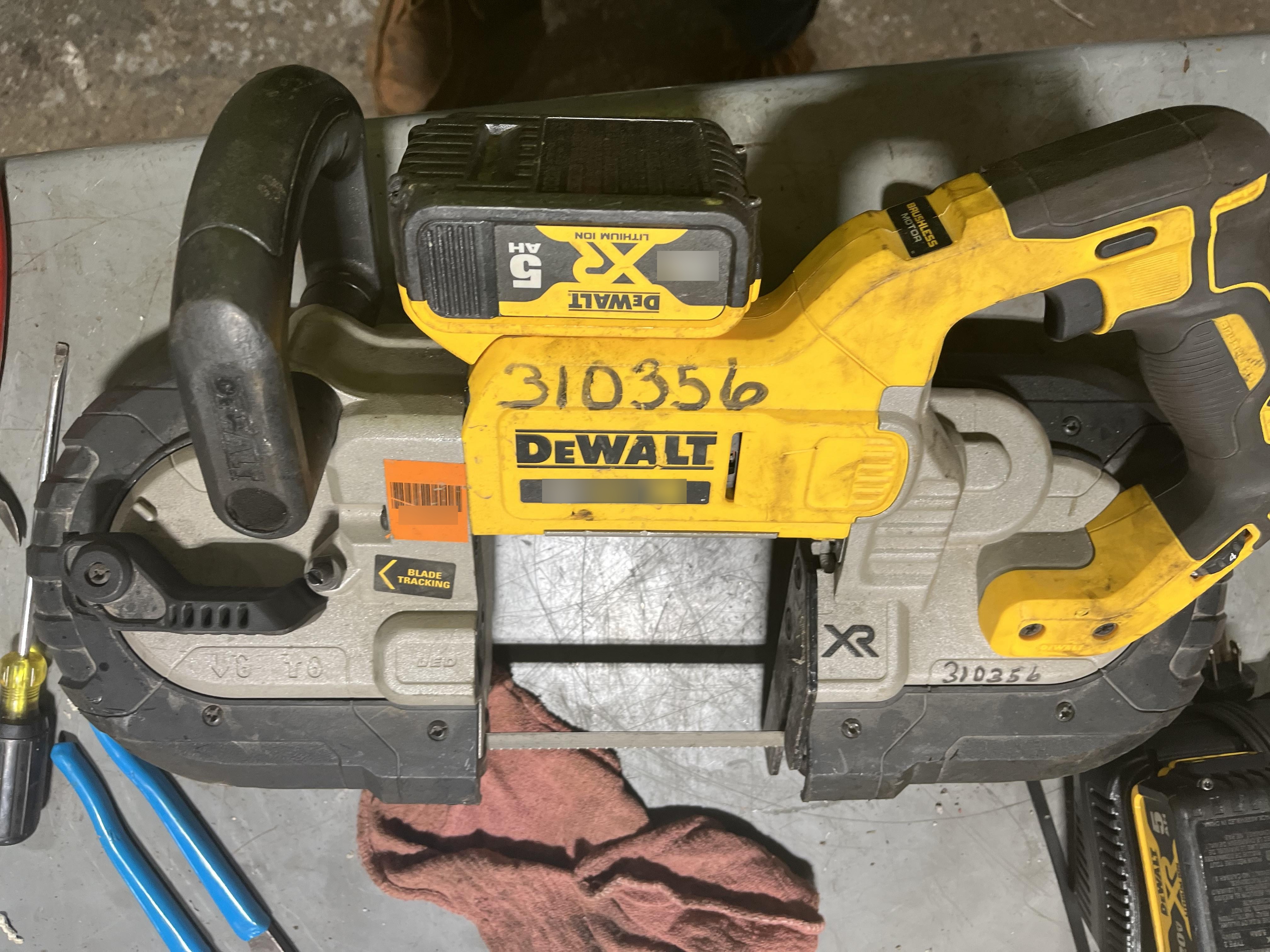 2023 DEWALT DCS374P2