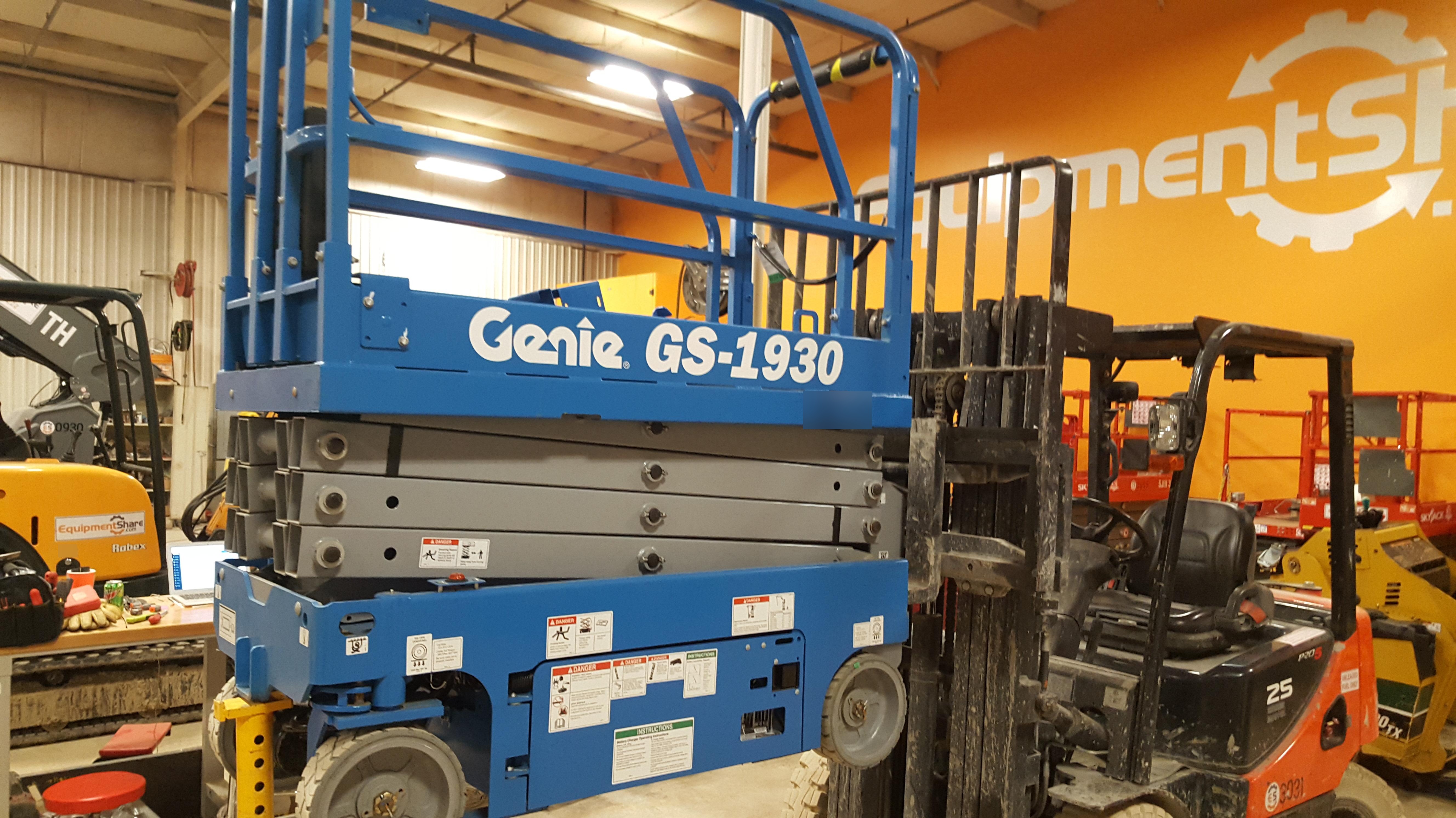 2018 GENIE GS-1930