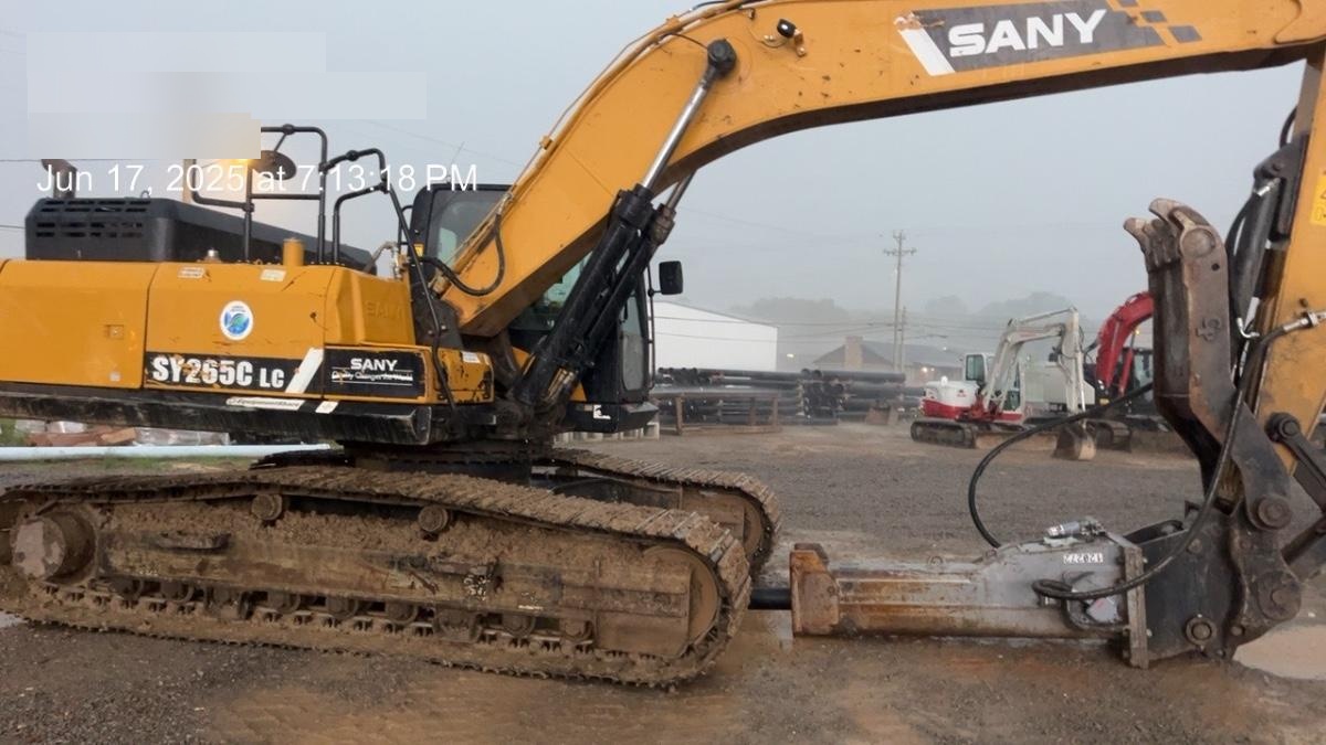 2019 SANY SY265C LC