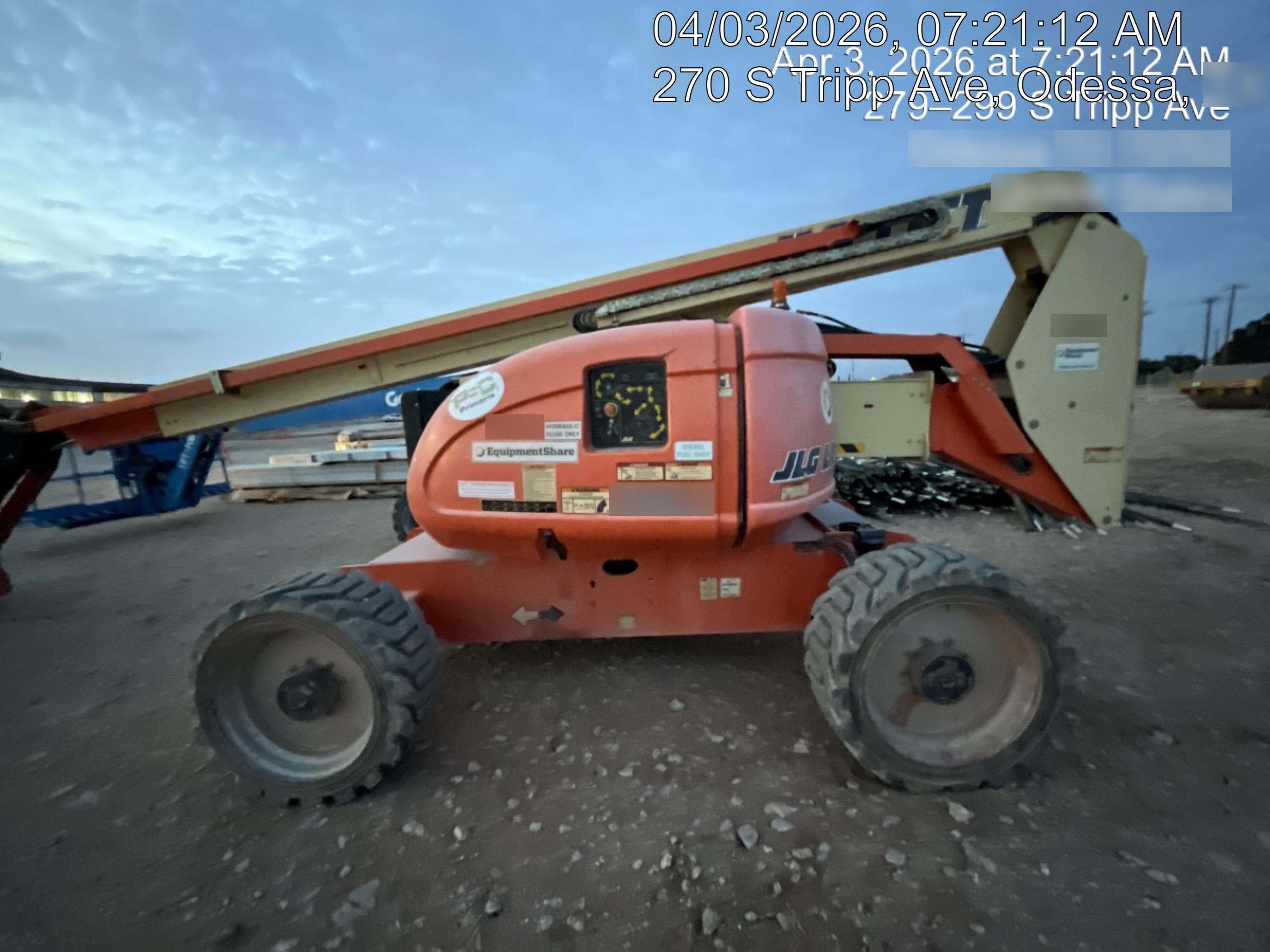 2019 JLG 600AJ