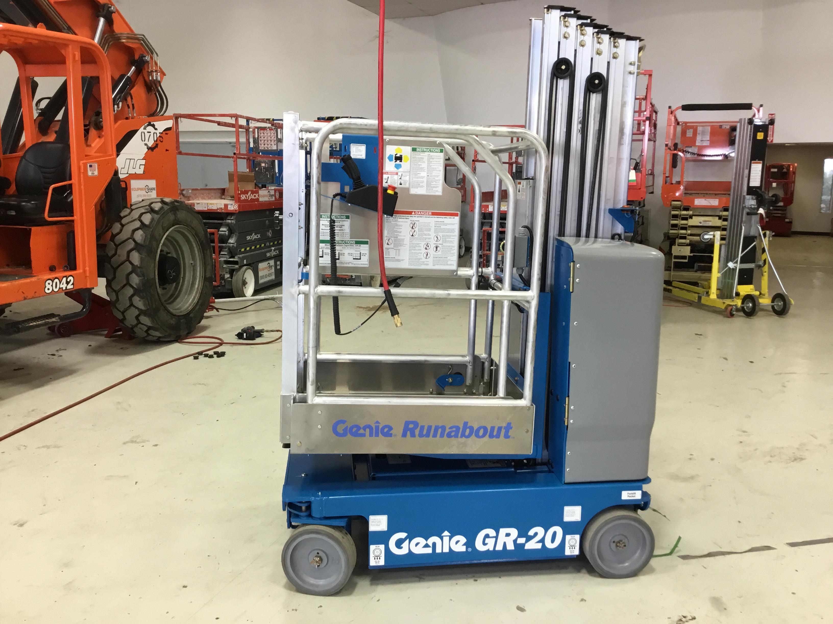 2017 GENIE GR-20