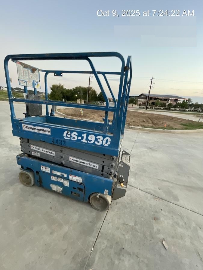 2017 GENIE GS-1930
