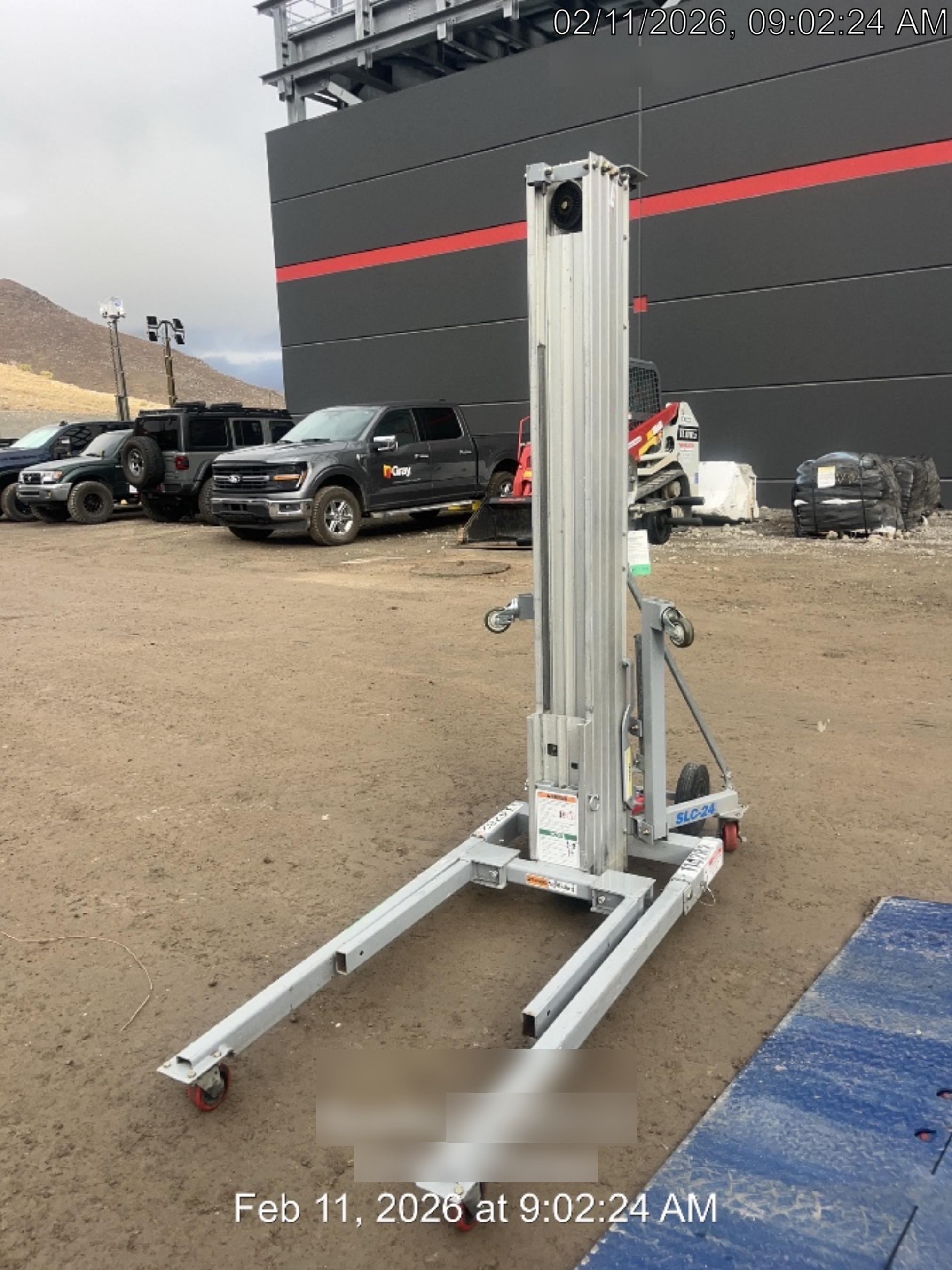 2020 GENIE SLC-24