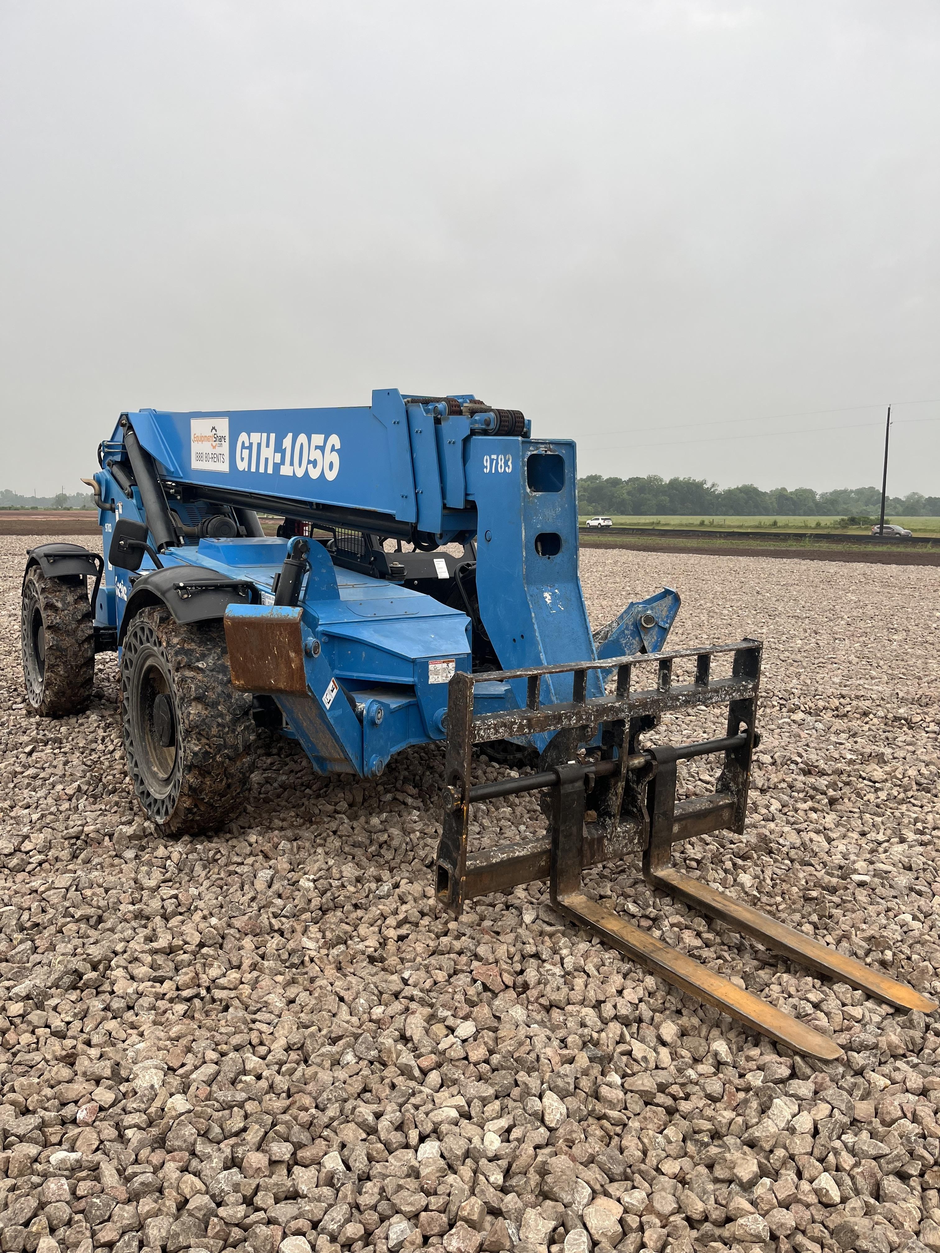 2018 GENIE GTH-1056