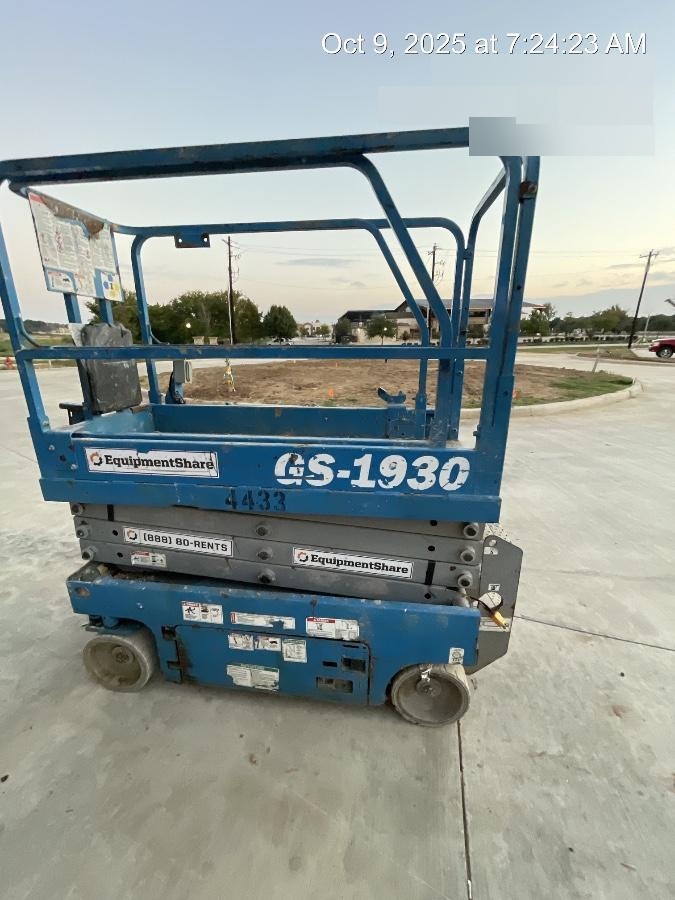 2017 GENIE GS-1930