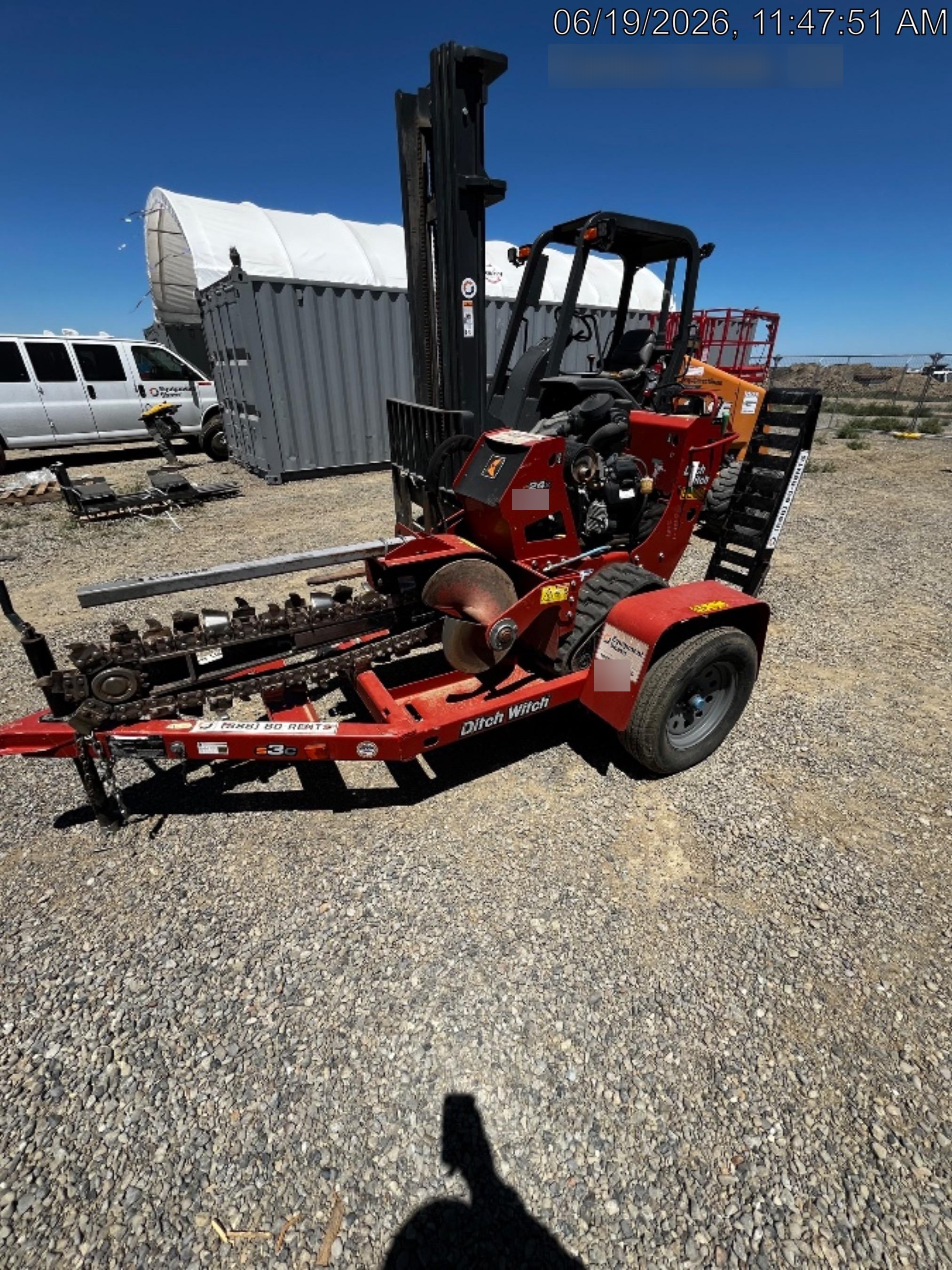 2020 DITCH WITCH C24XA