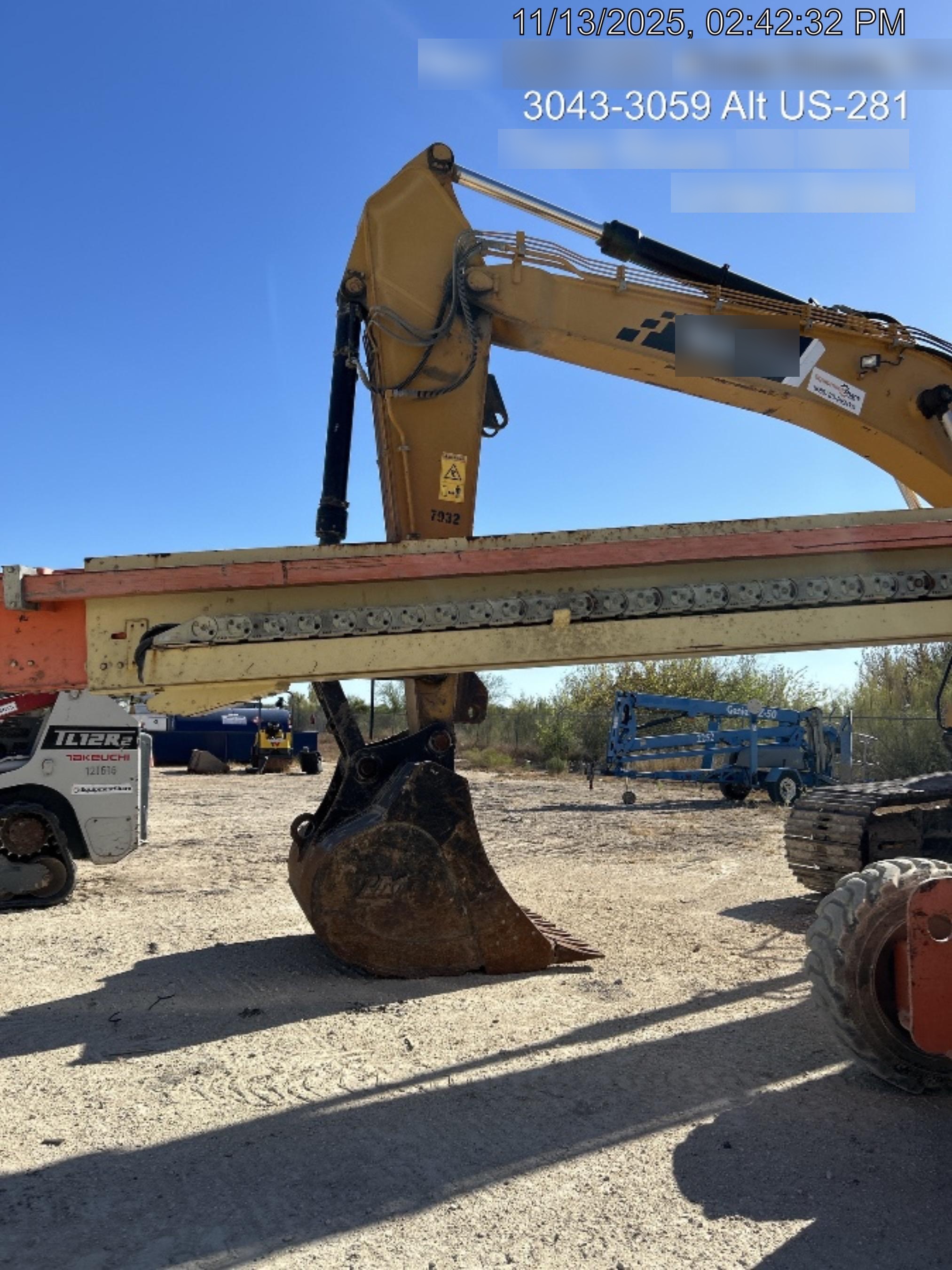 2014 JLG 660SJ