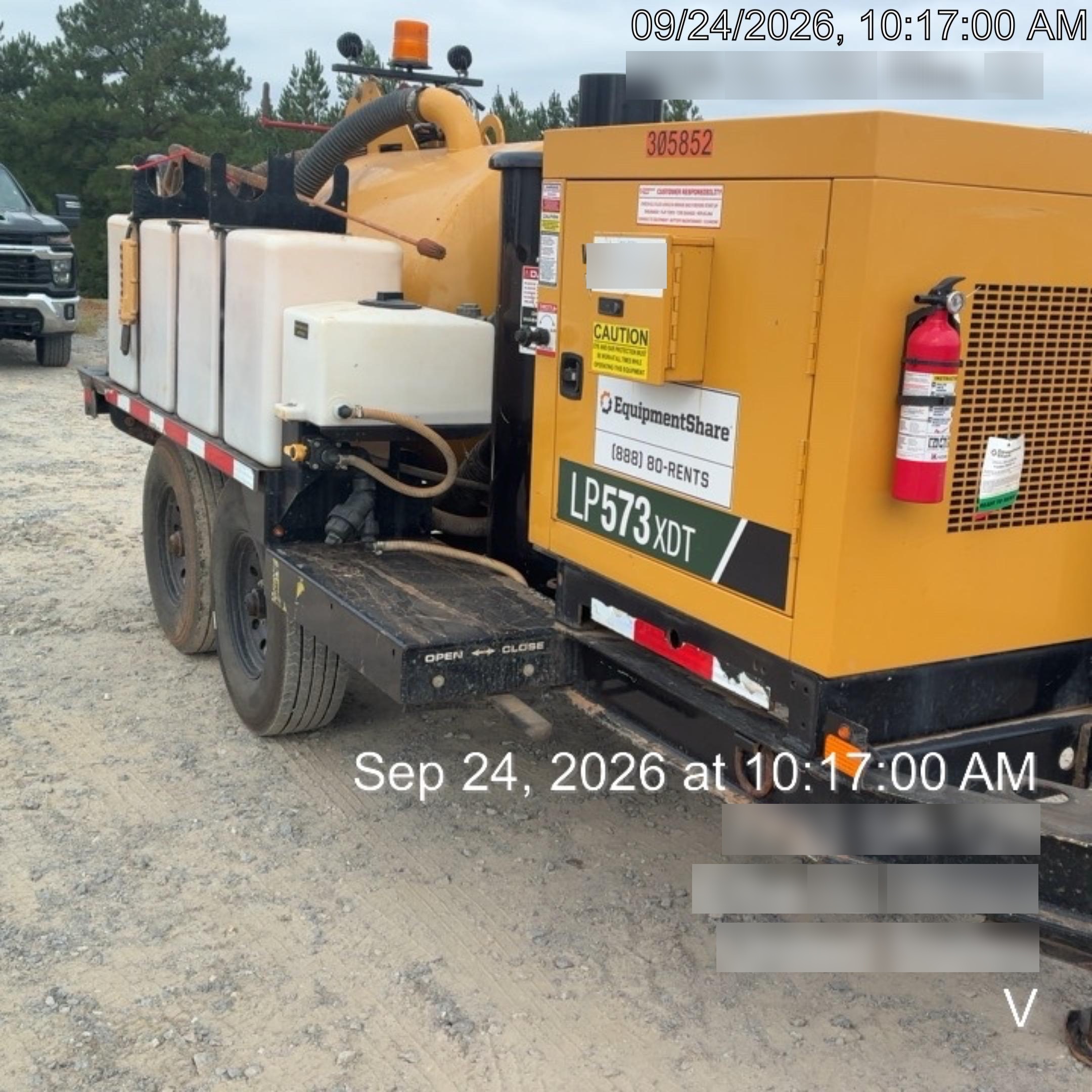 2023 VAC-TRON LP573XDT