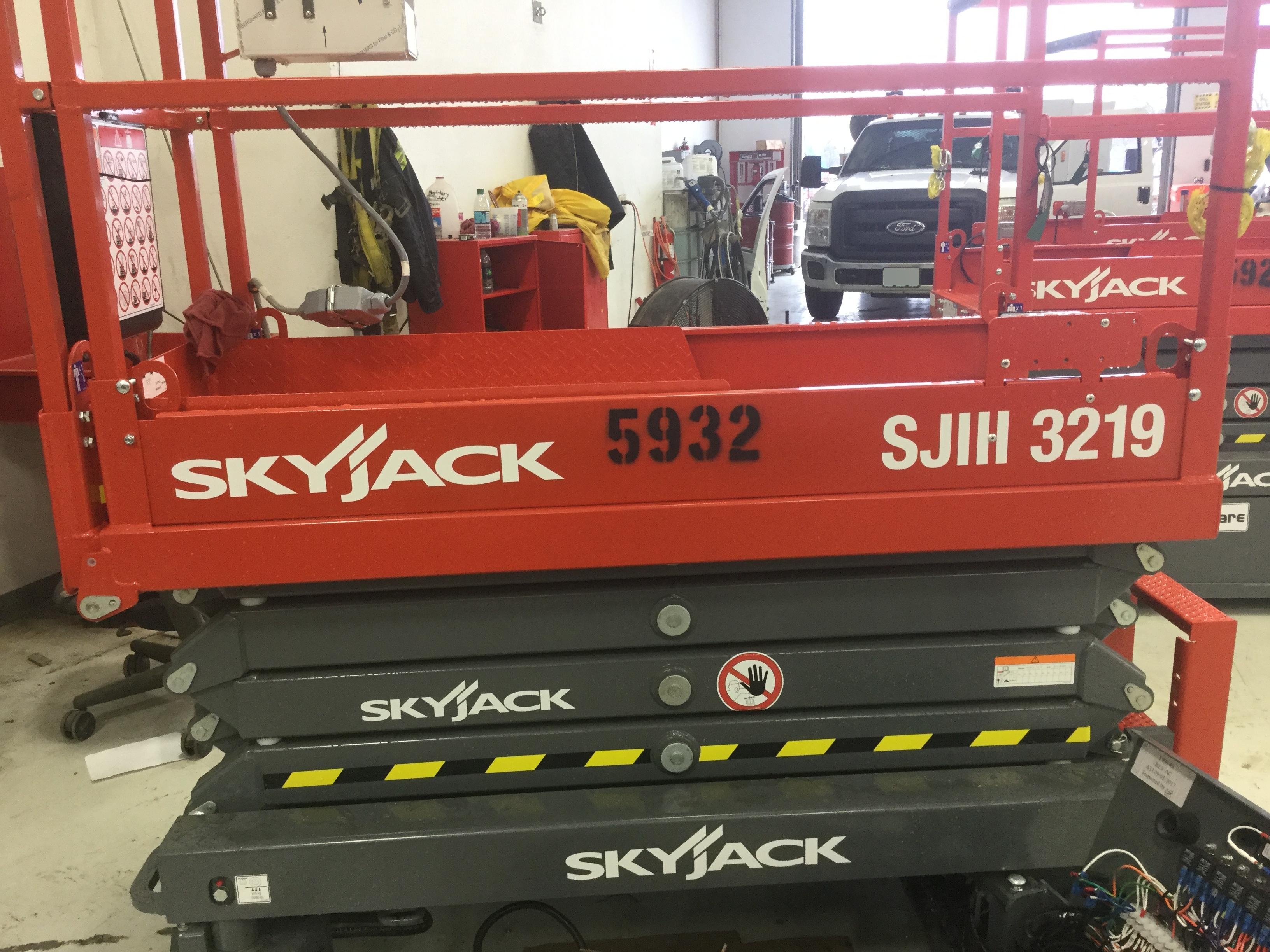 2017 SKYJACK SJIII-3219