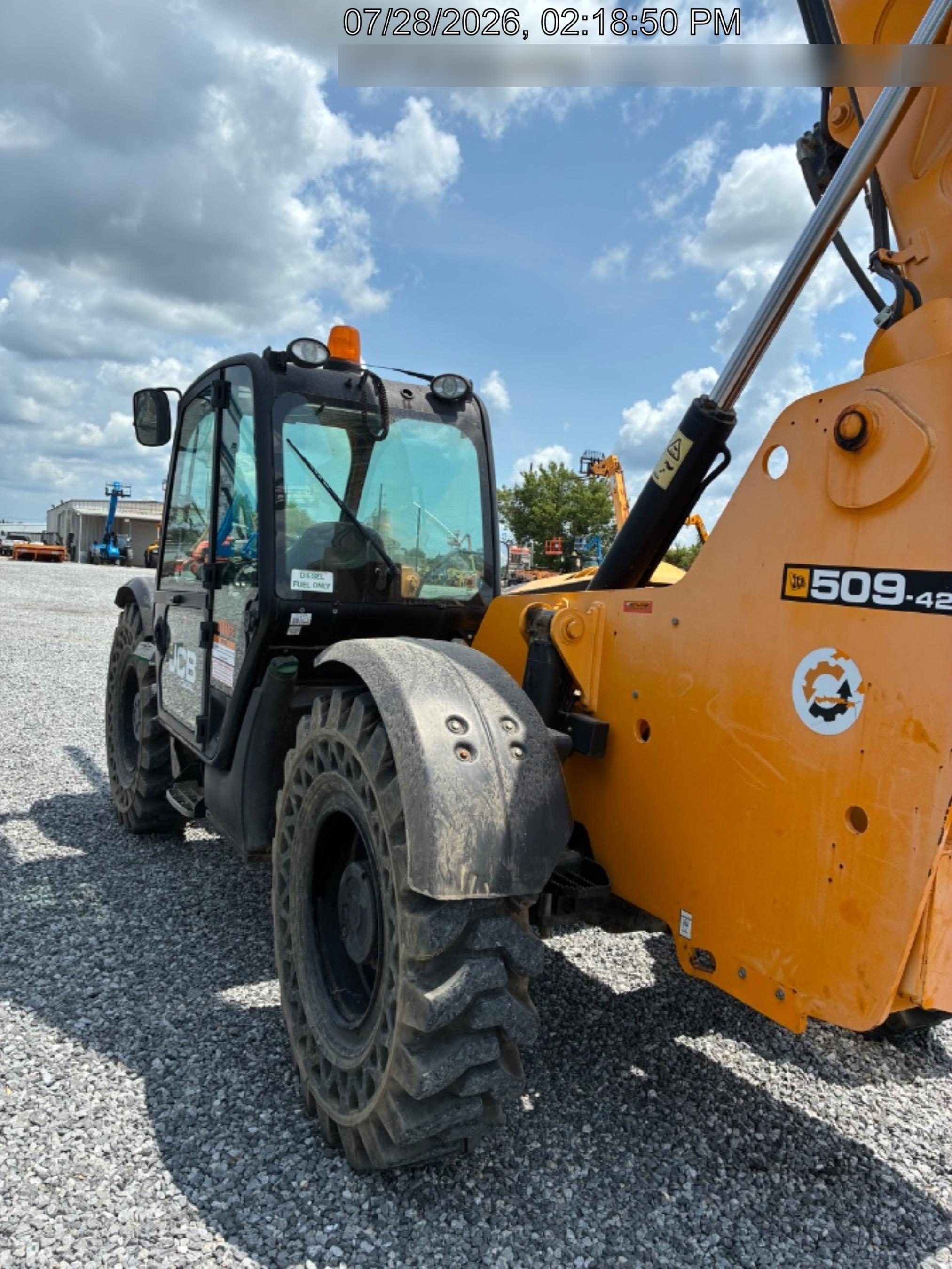2020 JCB 509-42