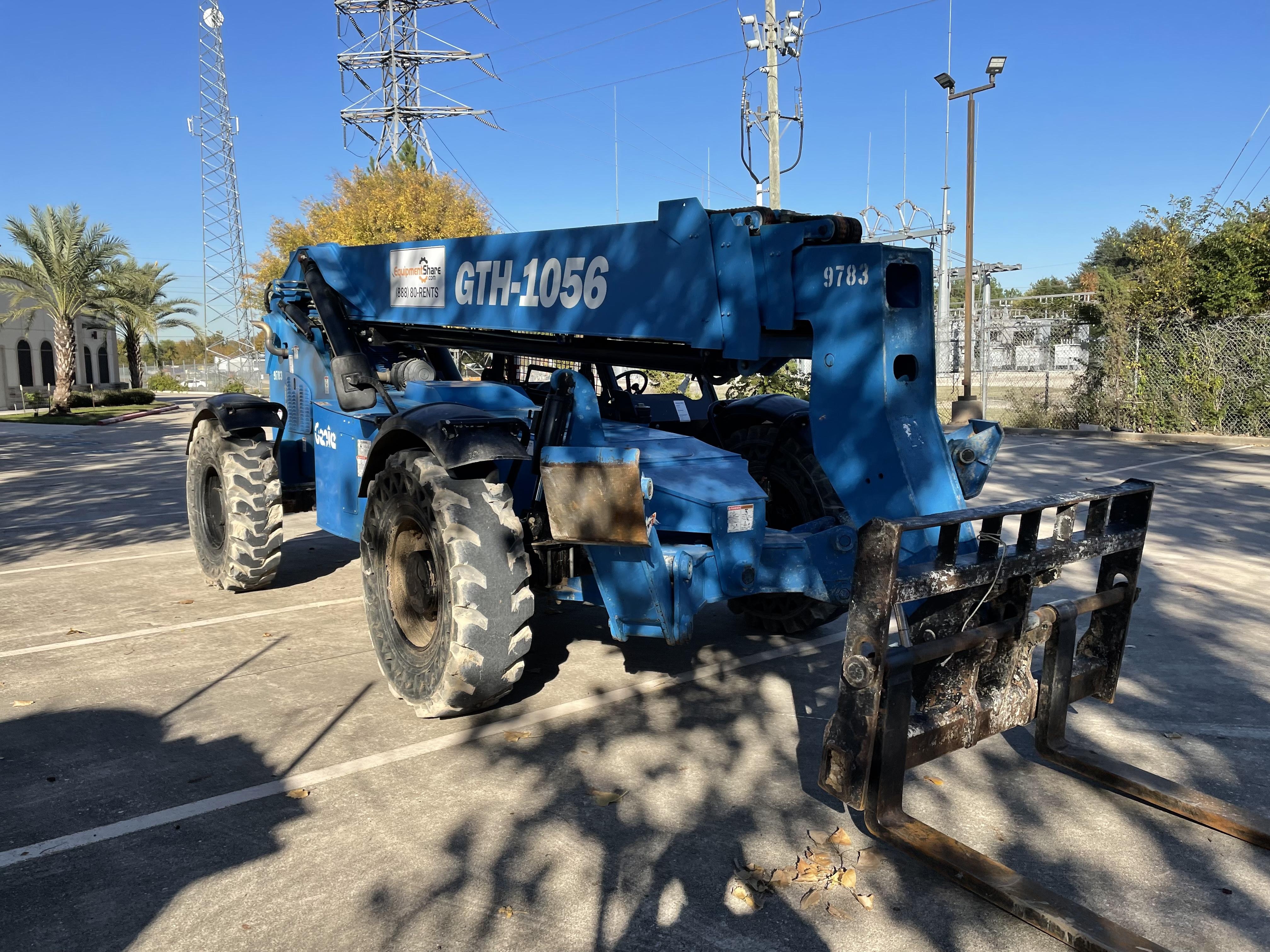 2018 GENIE GTH-1056