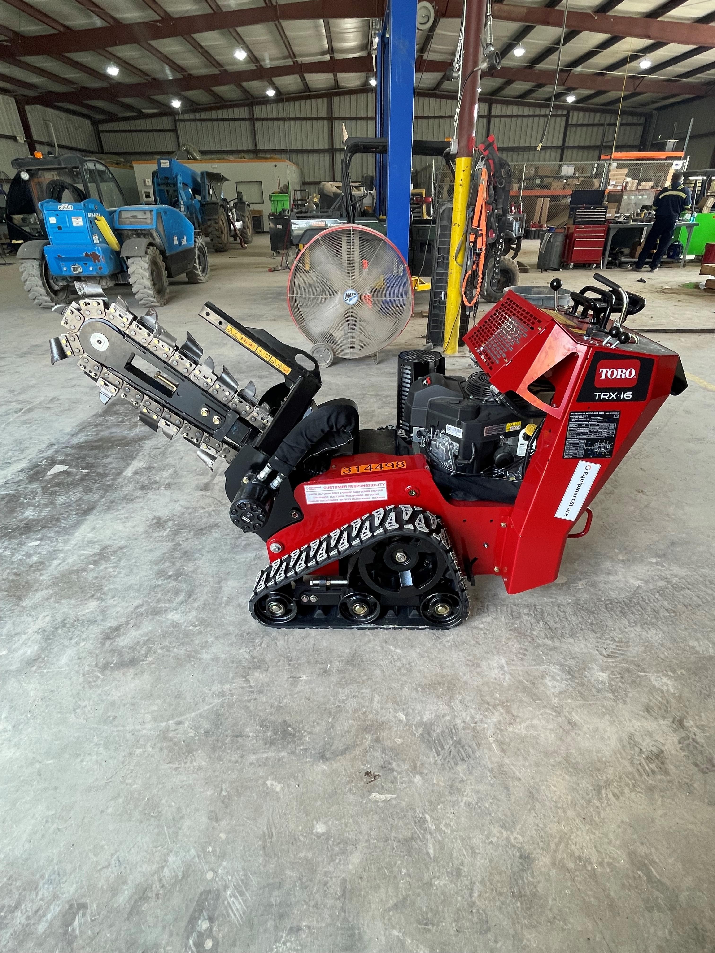 2023 TORO TRX-16