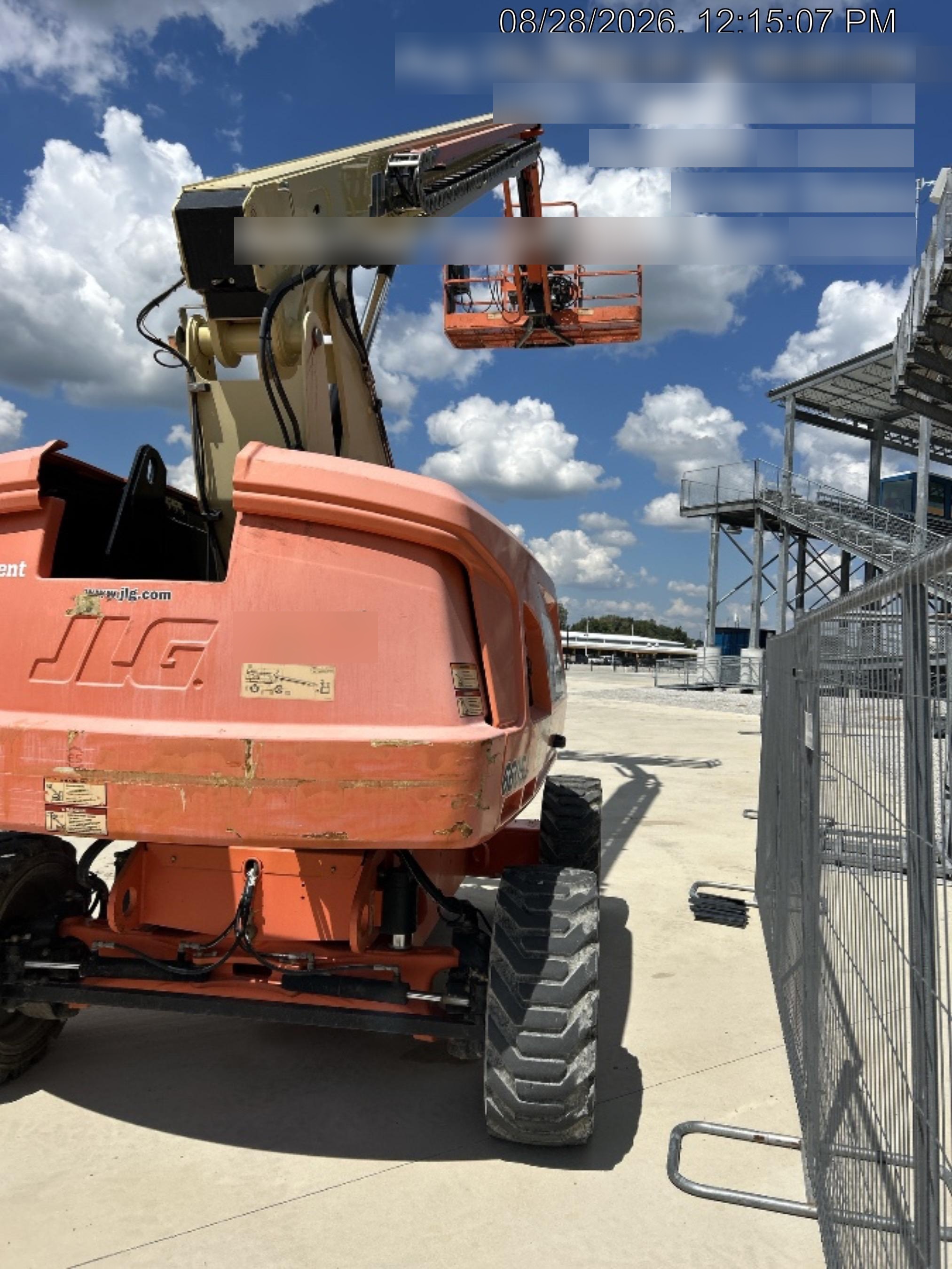 2019 JLG 660SJ