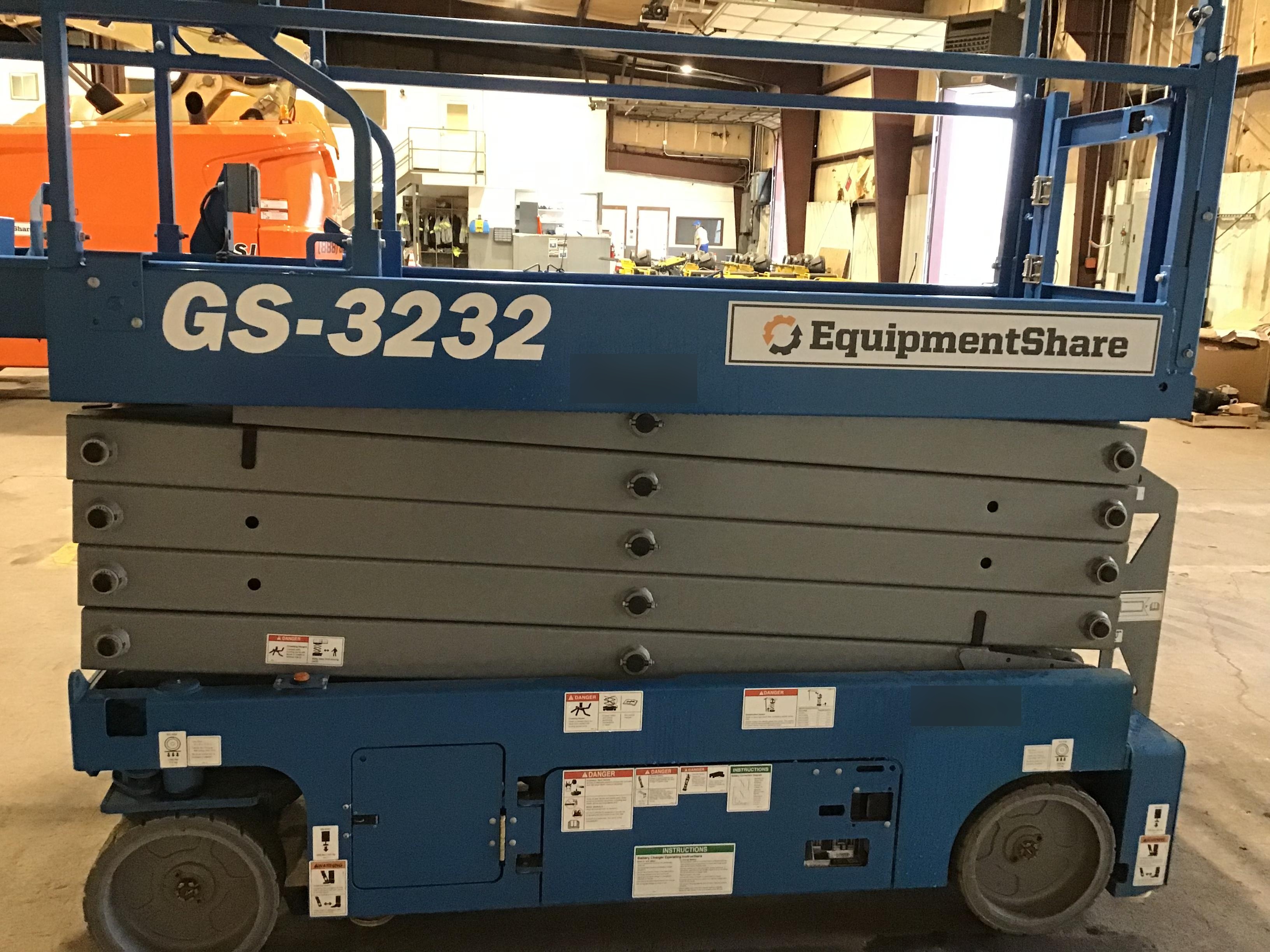 2018 GENIE GS-3232