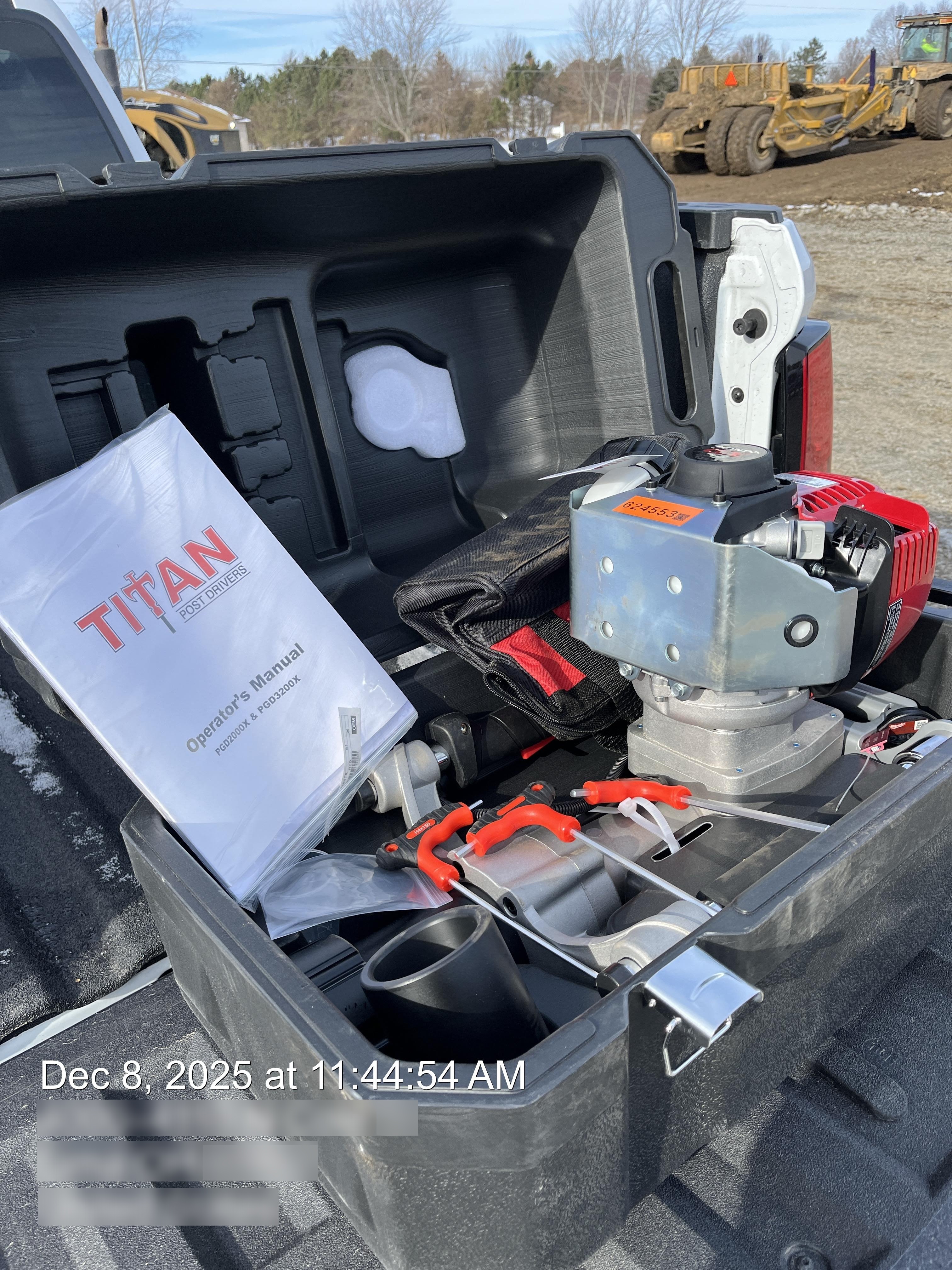 2025 TITAN PGD3200X