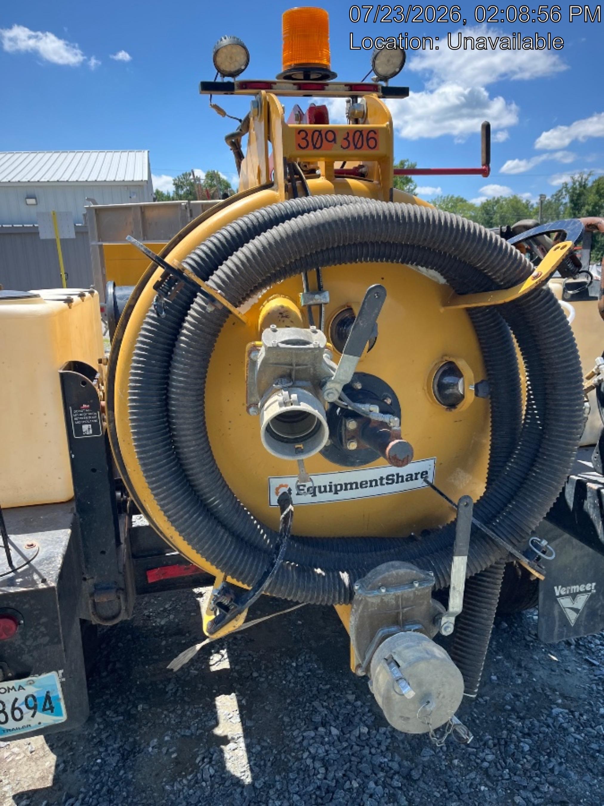 2023 VAC-TRON LP573XDT