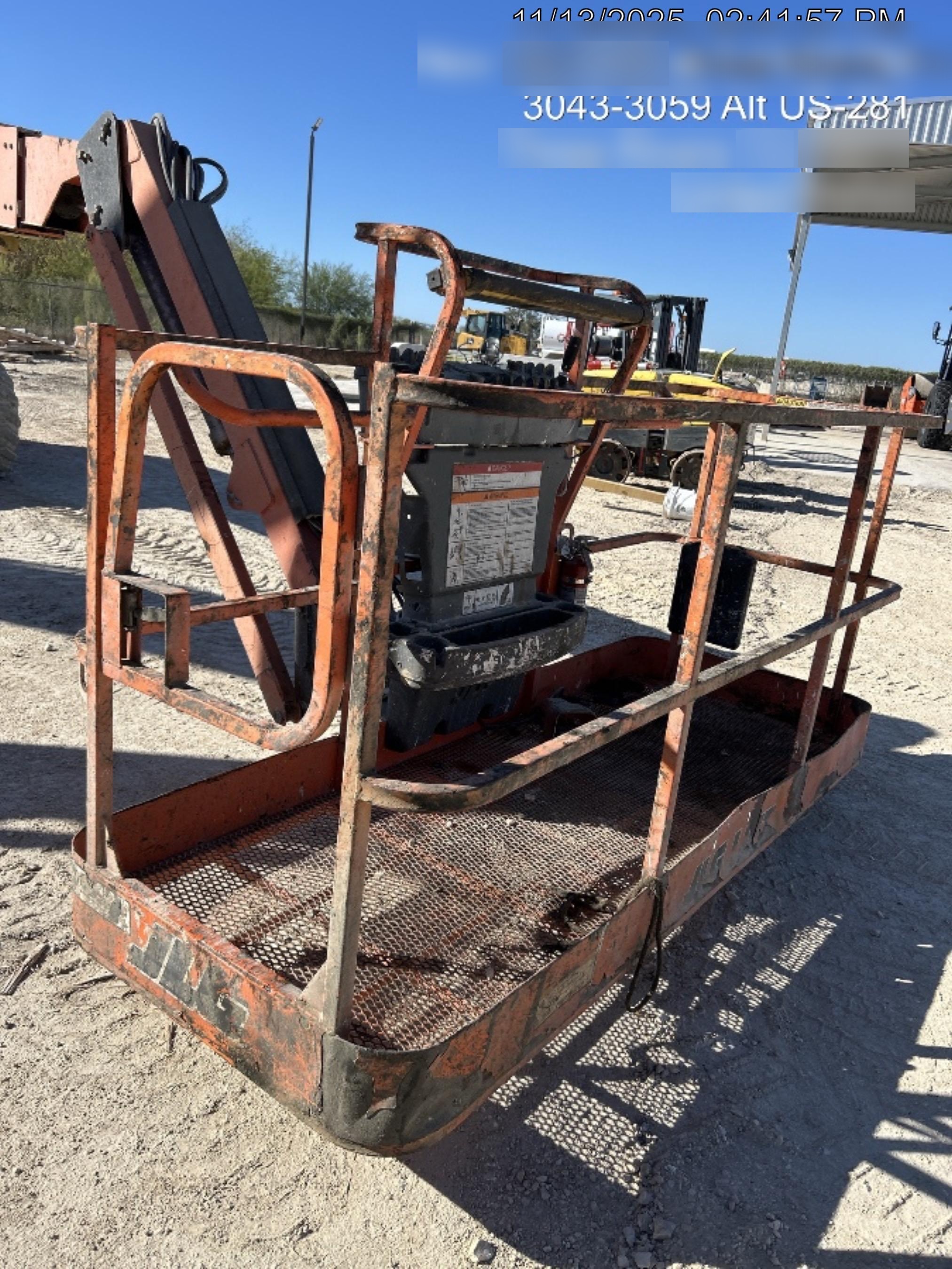 2014 JLG 660SJ