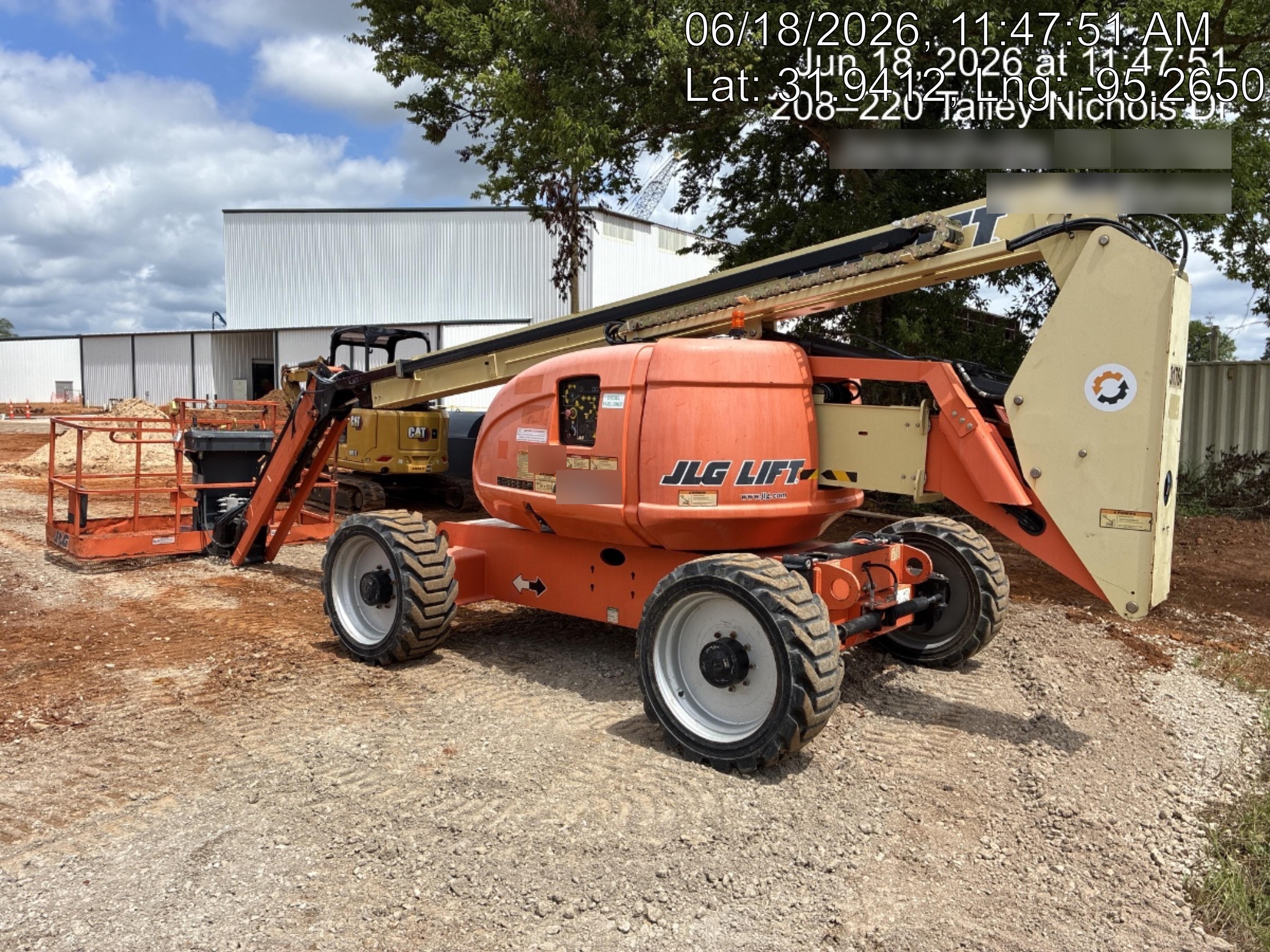 2019 JLG 600AJ