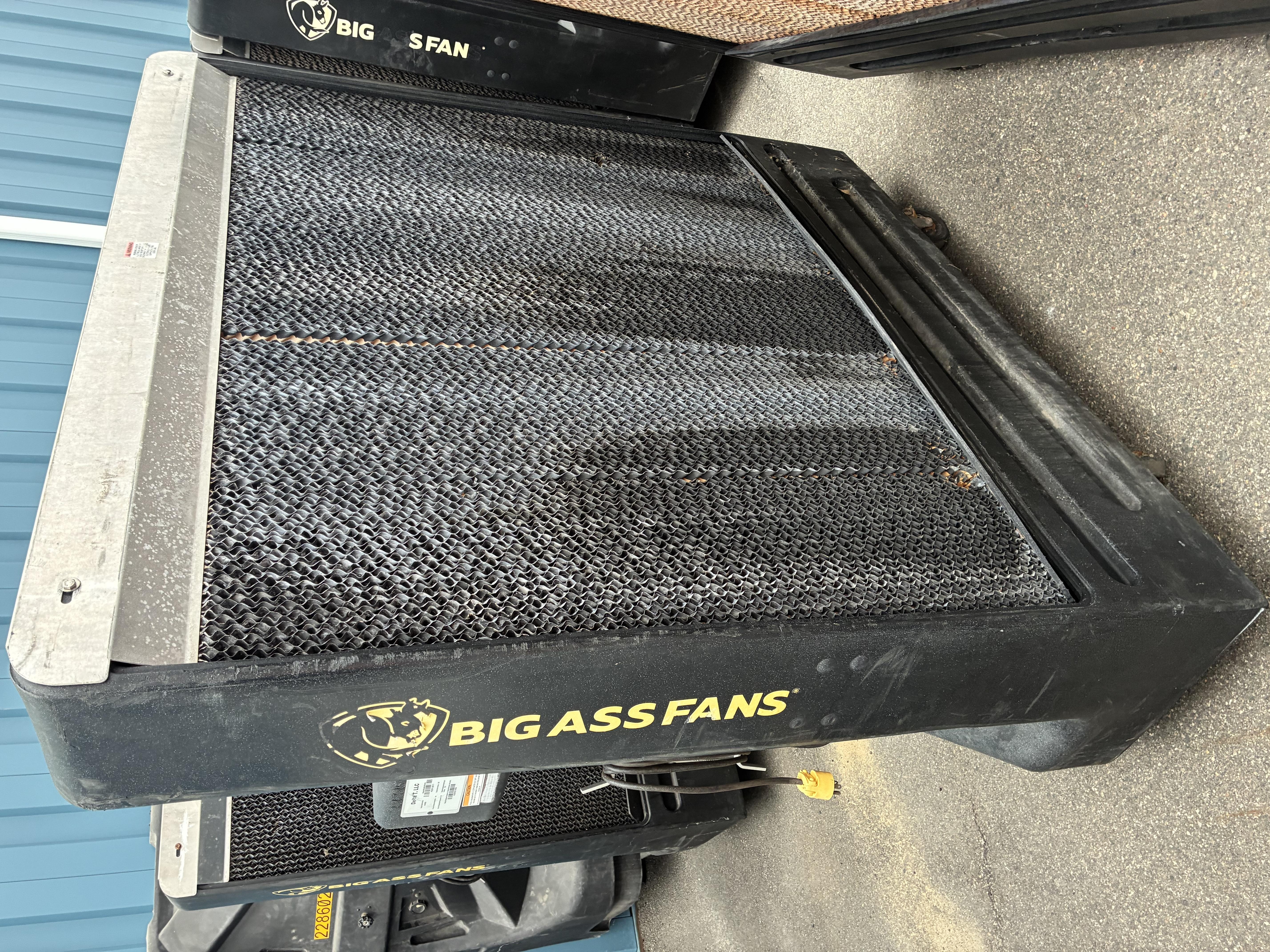 2022 BIG ASS FANS Cool Space 400