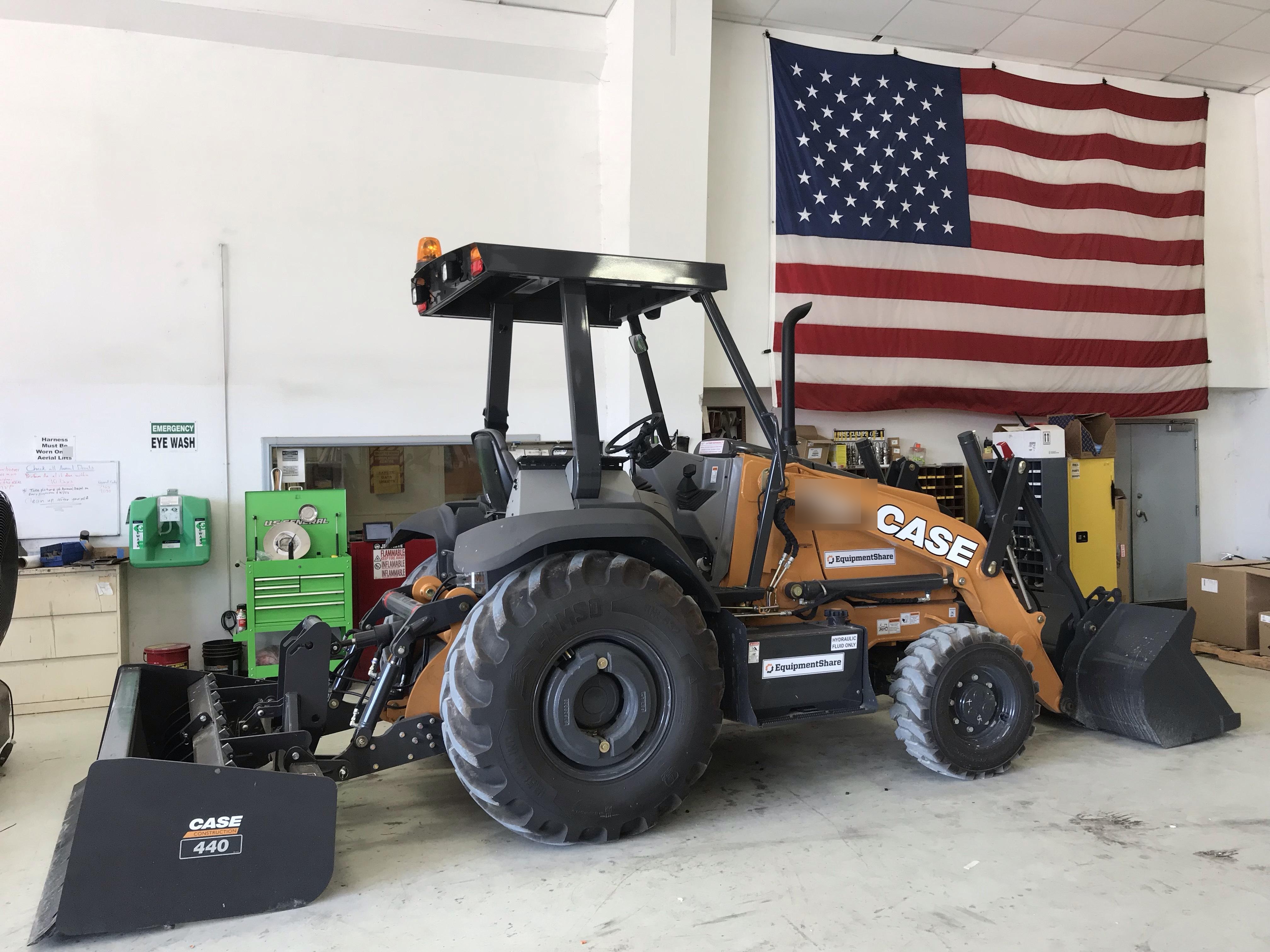 2019 CASE 570N EP