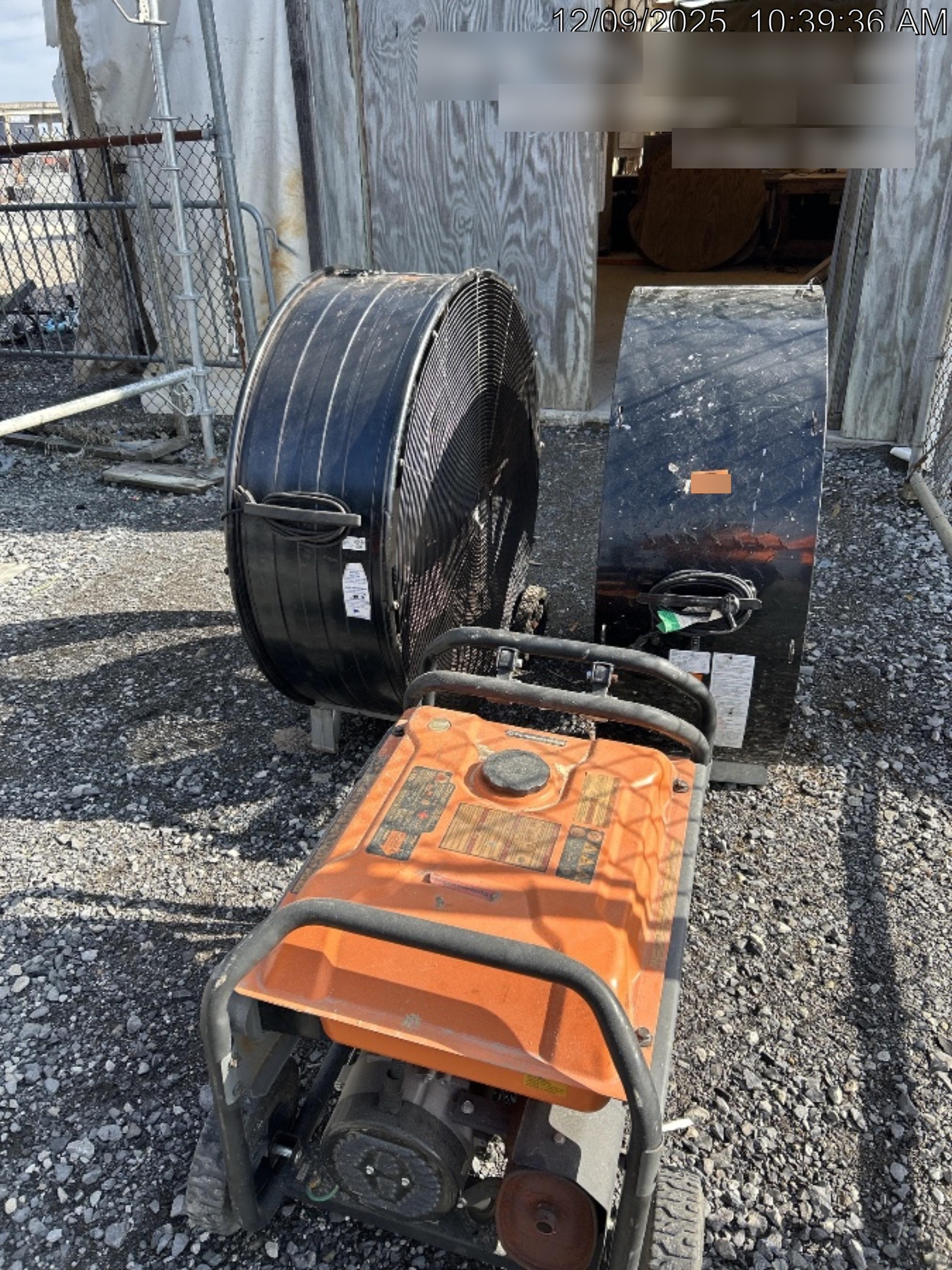 2022 COMMERCIAL ELECTRIC 42" BD Barrel Fan